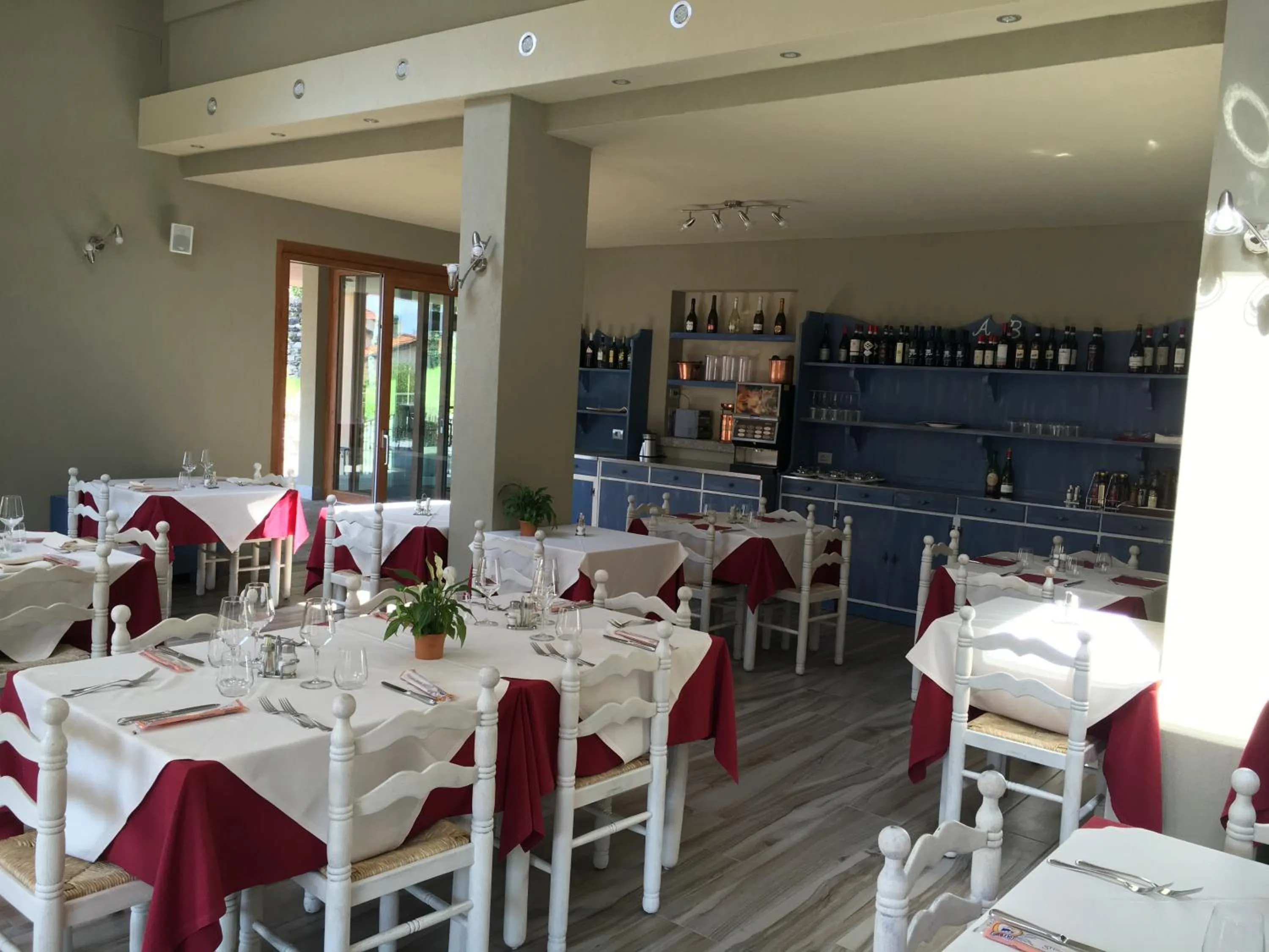 Restaurant/places to eat in Albergo Breglia