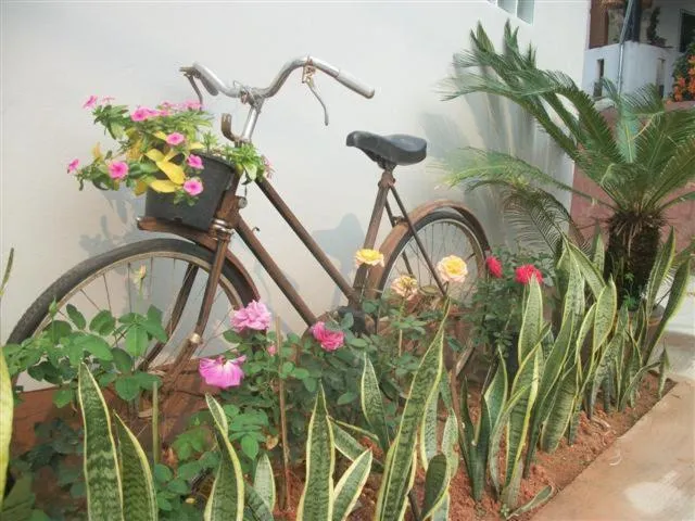 Decorative detail in See View Place