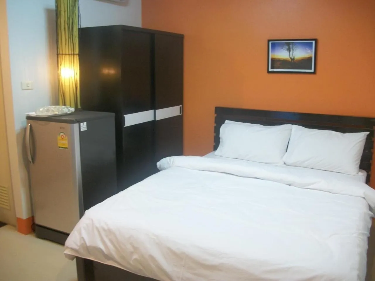 Bedroom in See View Place