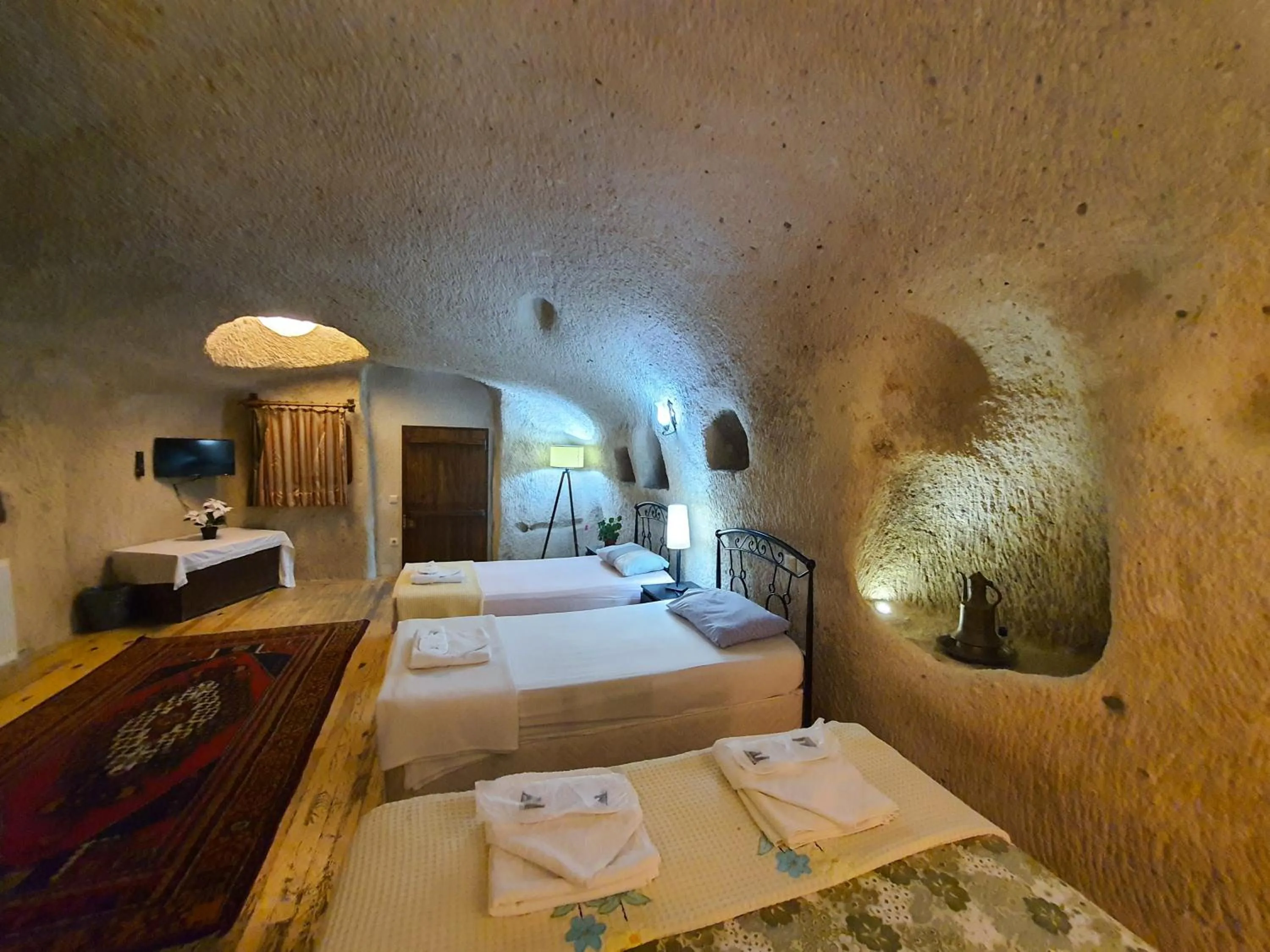Photo of the whole room in Karadut Cave Hotel