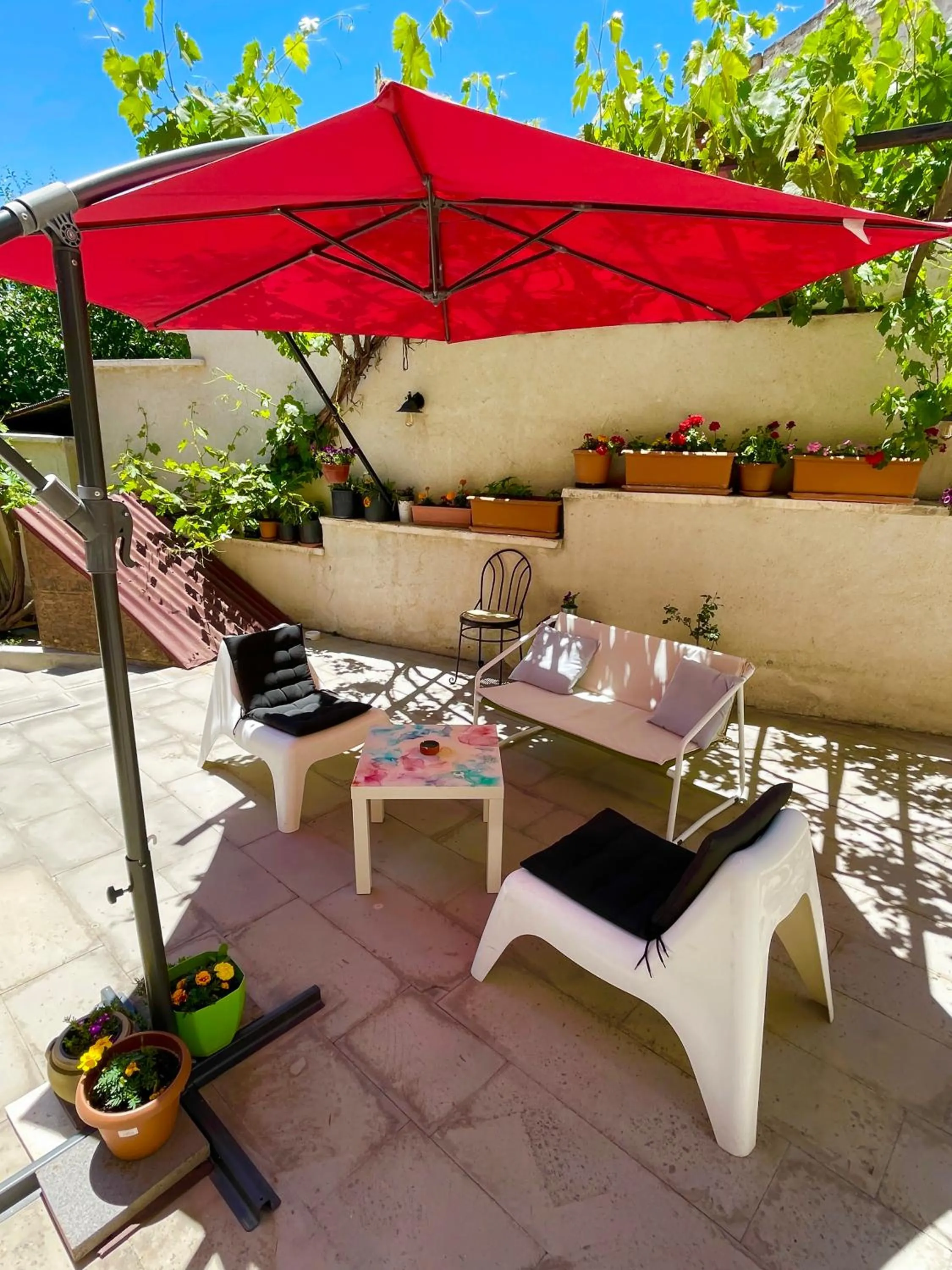 Inner courtyard view in Karadut Cave Hotel