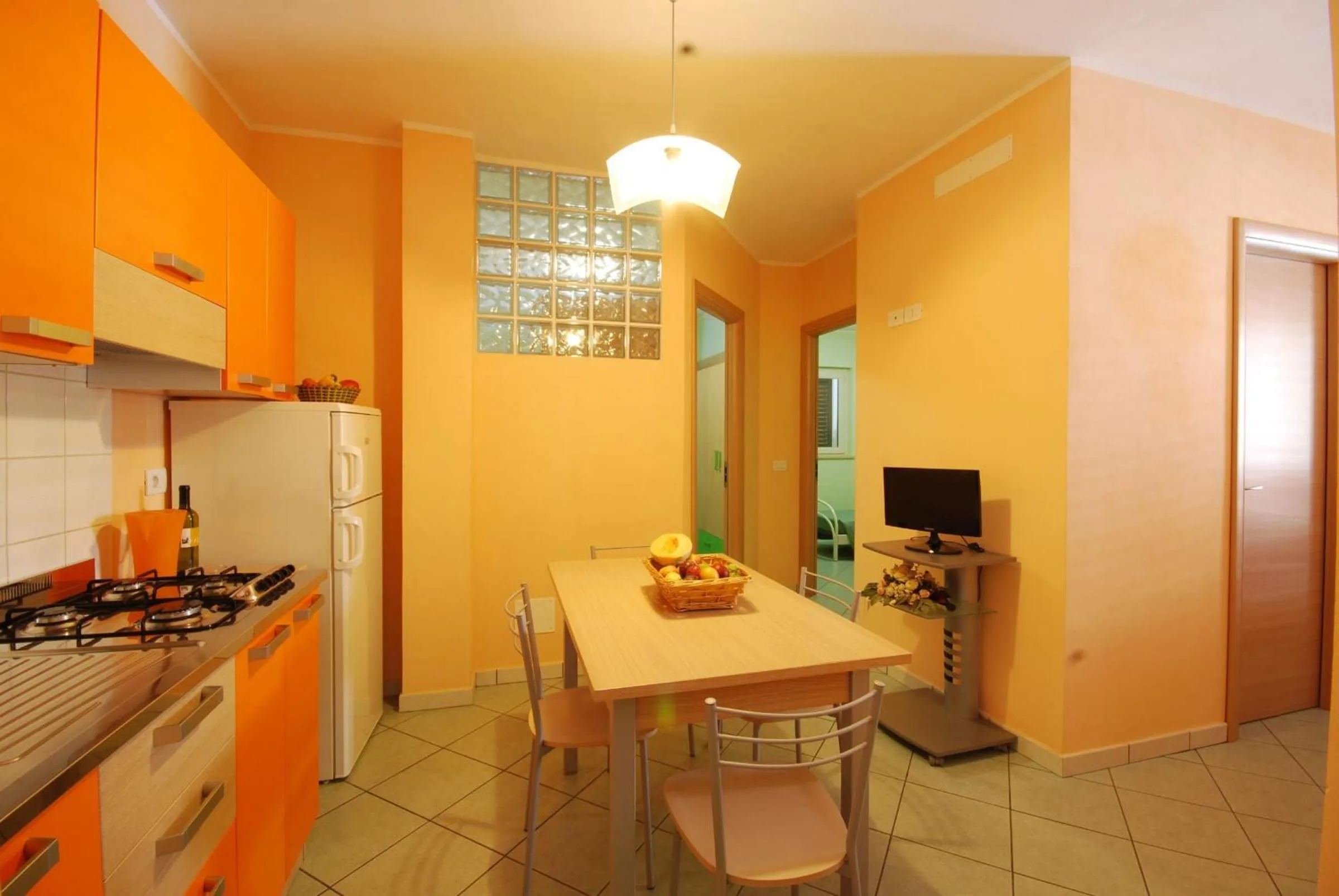 Kitchen or kitchenette in Villaggio Verde Cupra