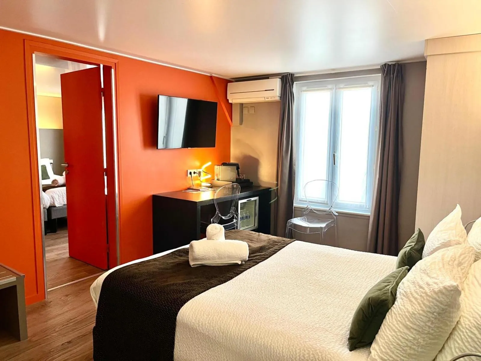 Bed in HOTEL & SPA Le Renard Centre