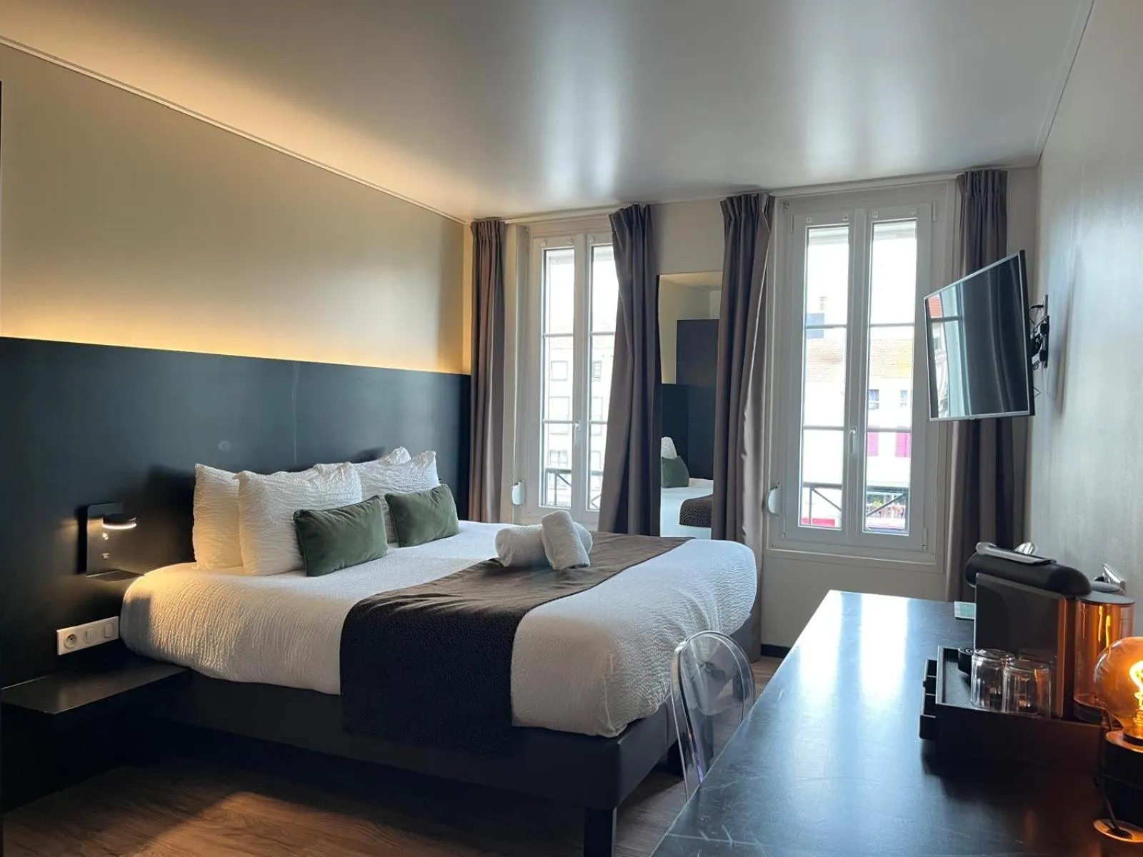 Bed in HOTEL & SPA Le Renard Centre