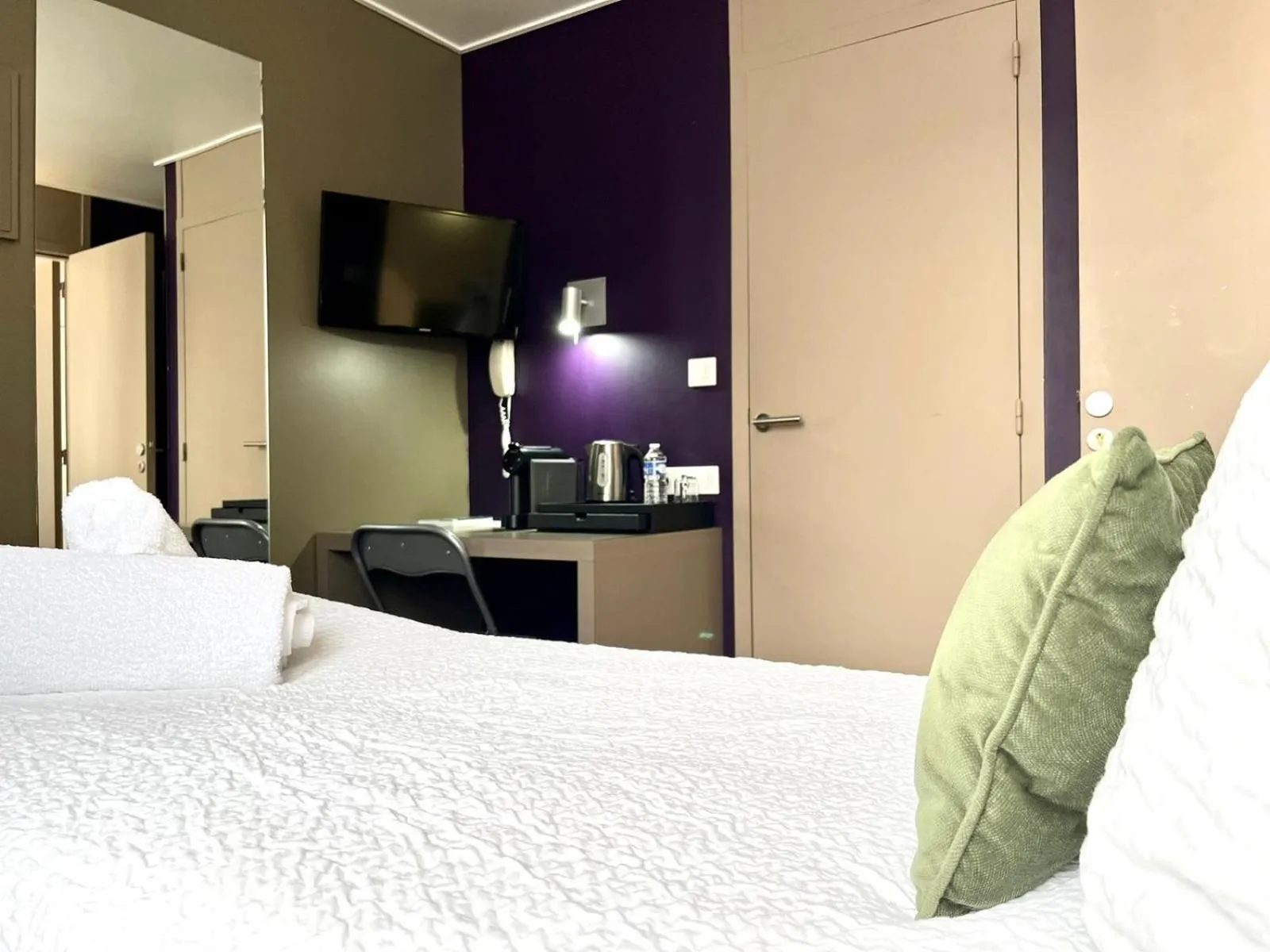 Bedroom, Bed in HOTEL & SPA Le Renard Centre