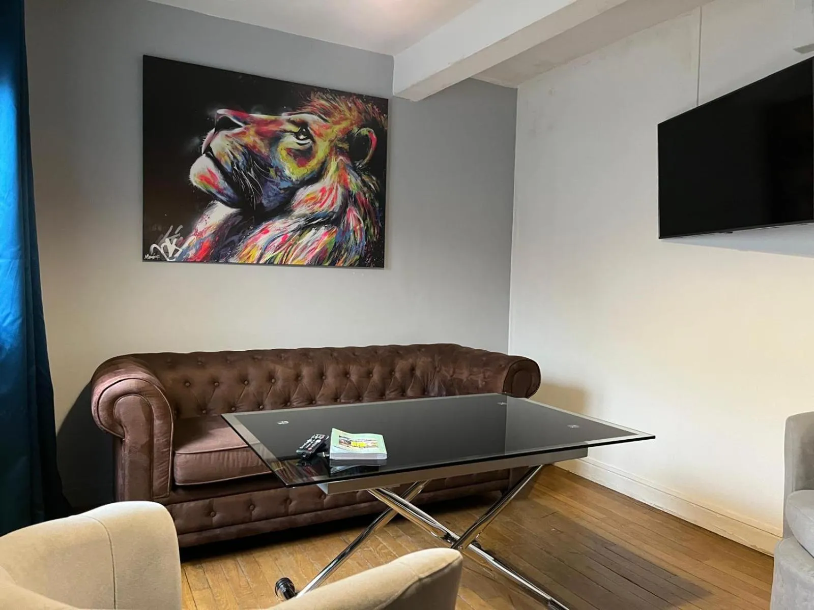 TV and multimedia in HOTEL & SPA Le Renard Centre