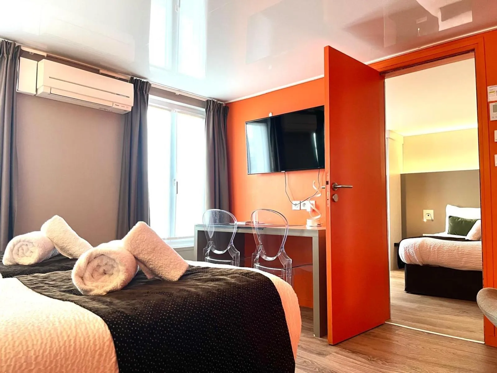 Bed in HOTEL & SPA Le Renard Centre