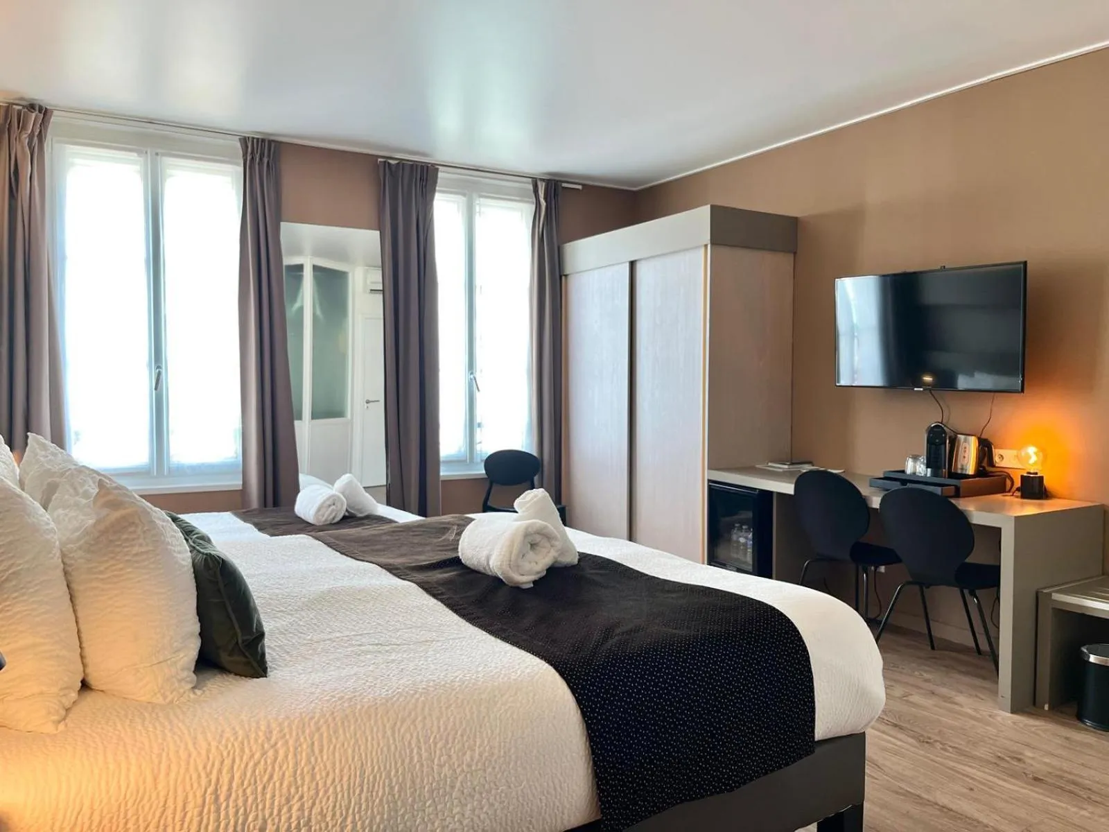 Bedroom, Bed in HOTEL & SPA Le Renard Centre