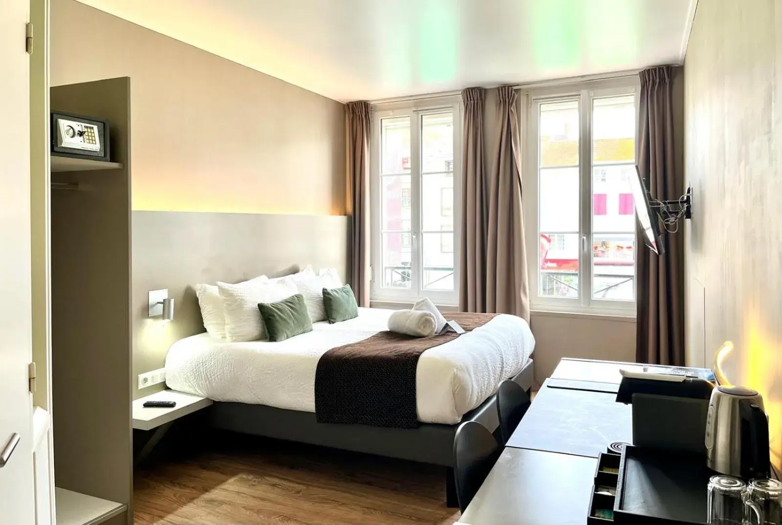 Double Room in HOTEL & SPA Le Renard Centre Double Room in HOTEL & SPA Le Renard Centre