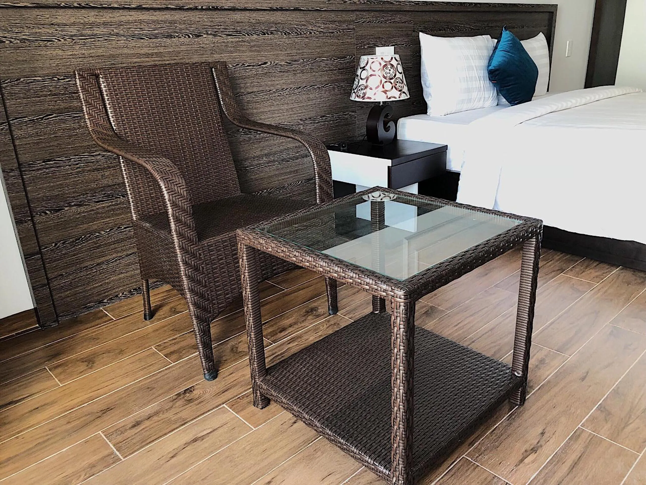 Bed, Seating Area in Marina Boutique Hotel