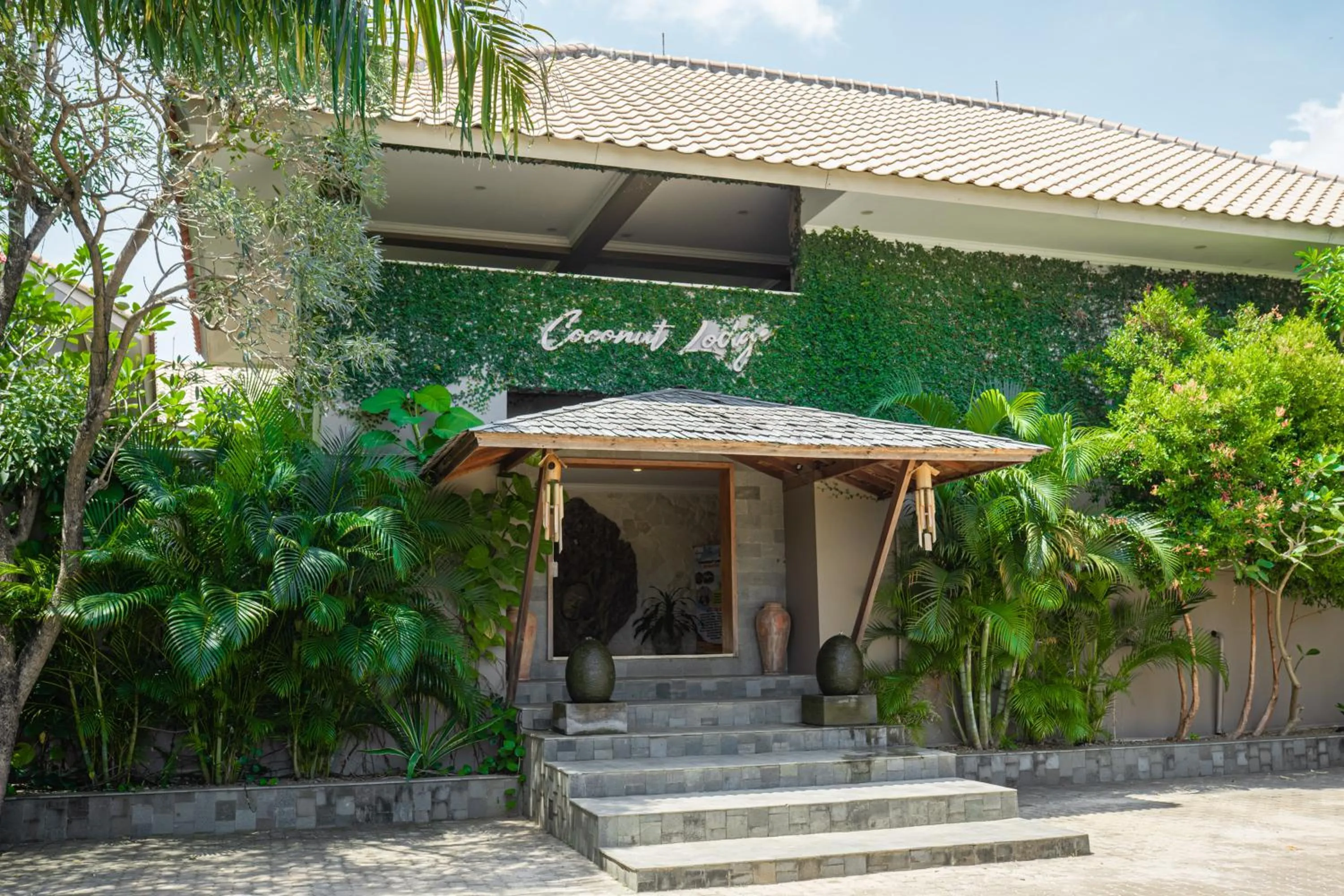 Property building in Coconut Lodge Resort