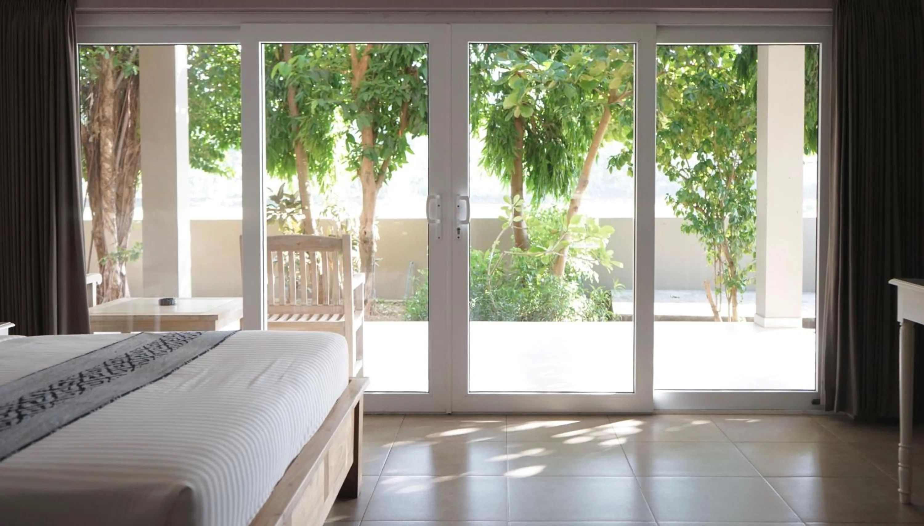 Bed in Coconut Lodge Resort