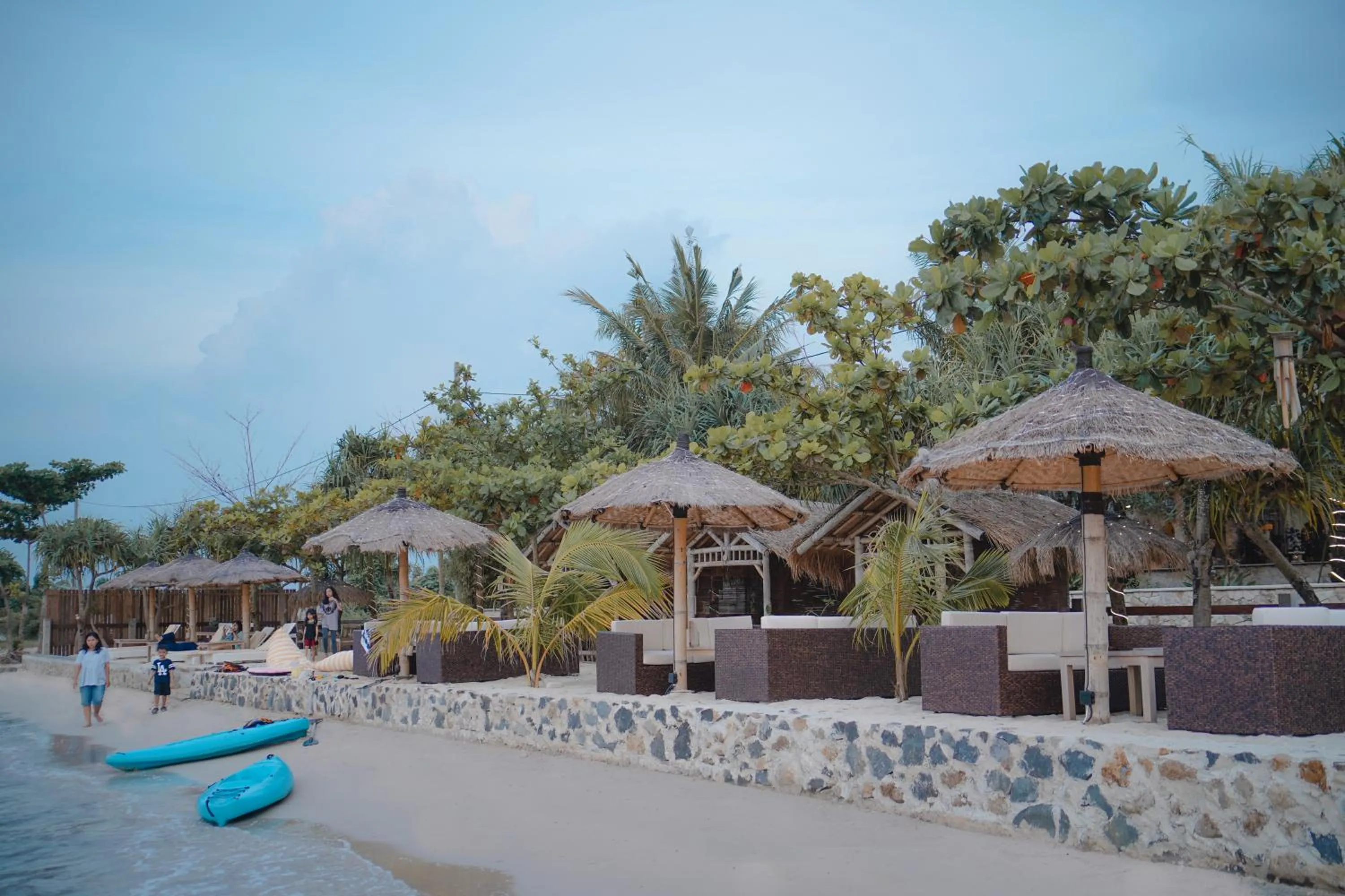 Beach in Coconut Lodge Resort