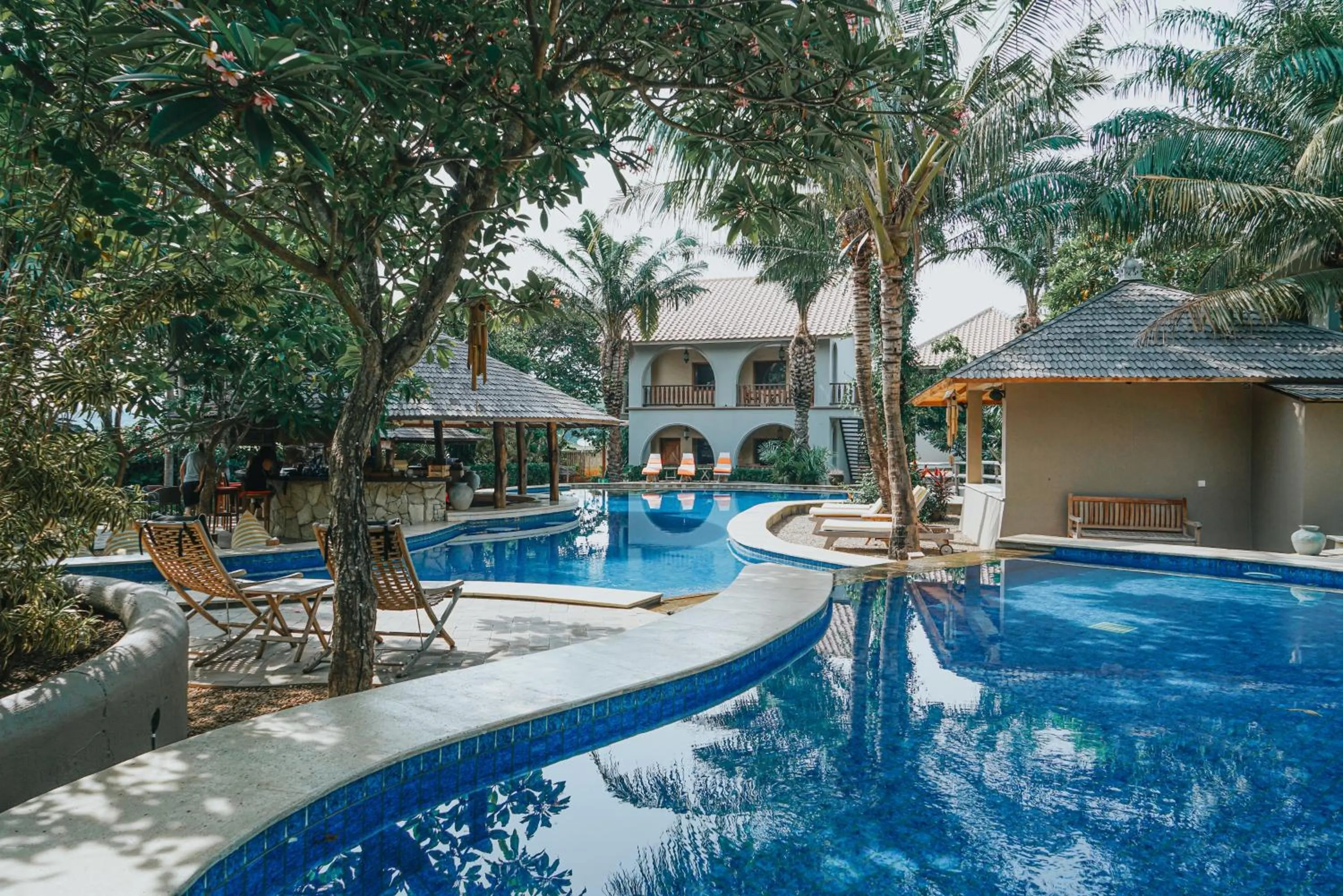 Swimming pool in Coconut Lodge Resort