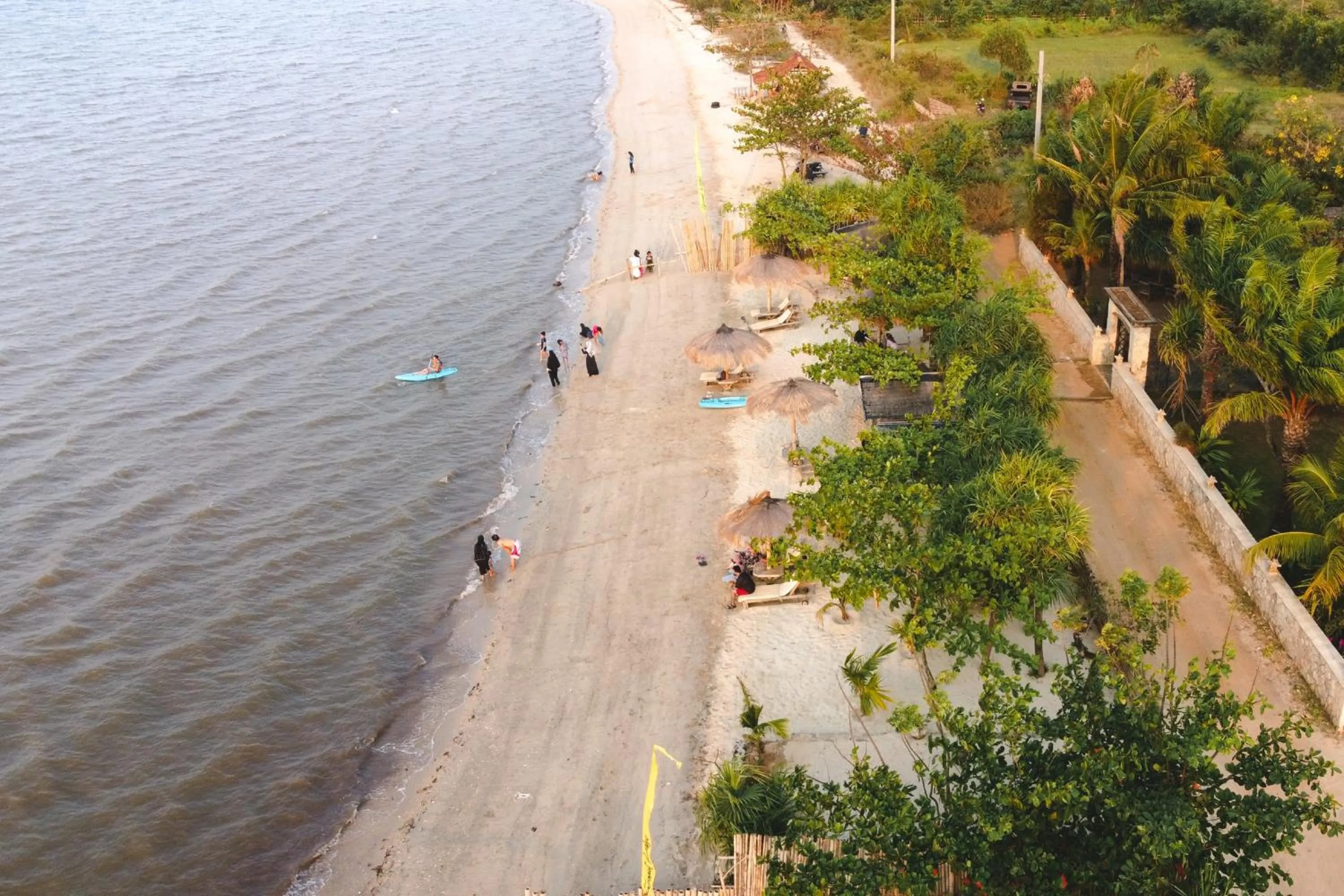 Beach in Coconut Lodge Resort