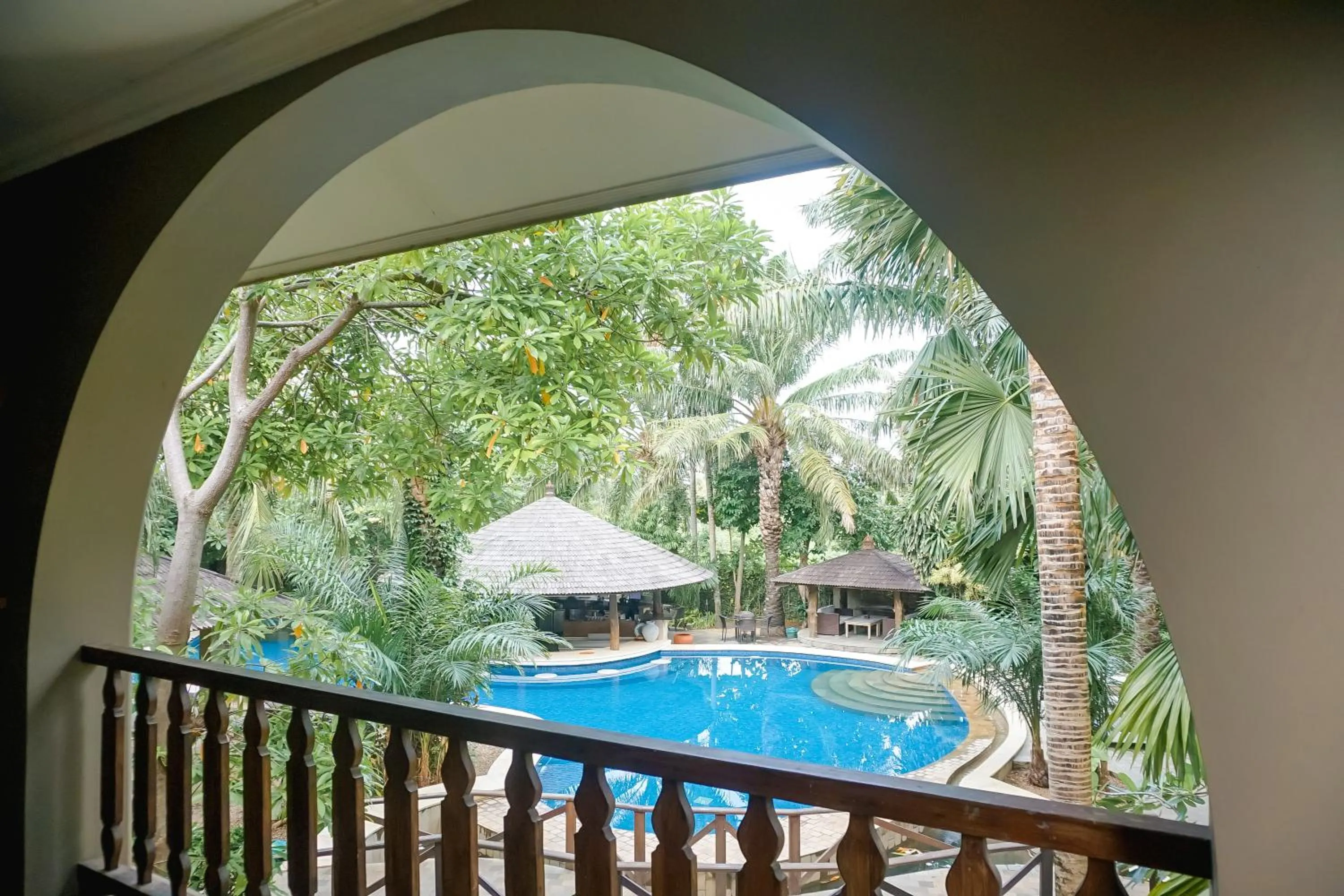 Pool view in Coconut Lodge Resort
