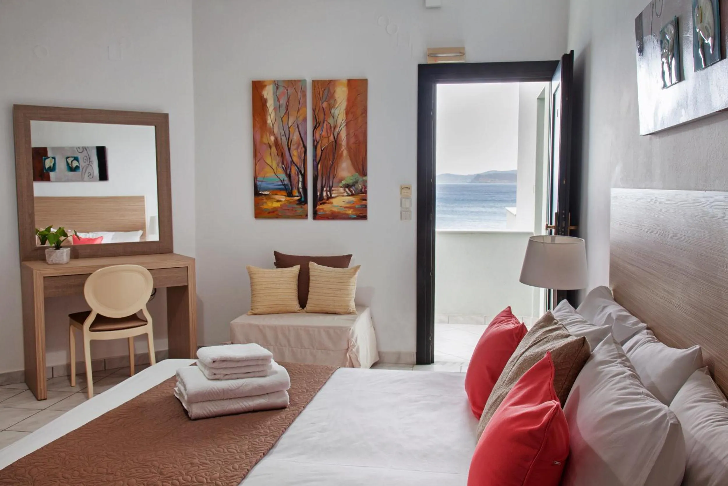 Sea view, Bed in Minos Apartments & Studios