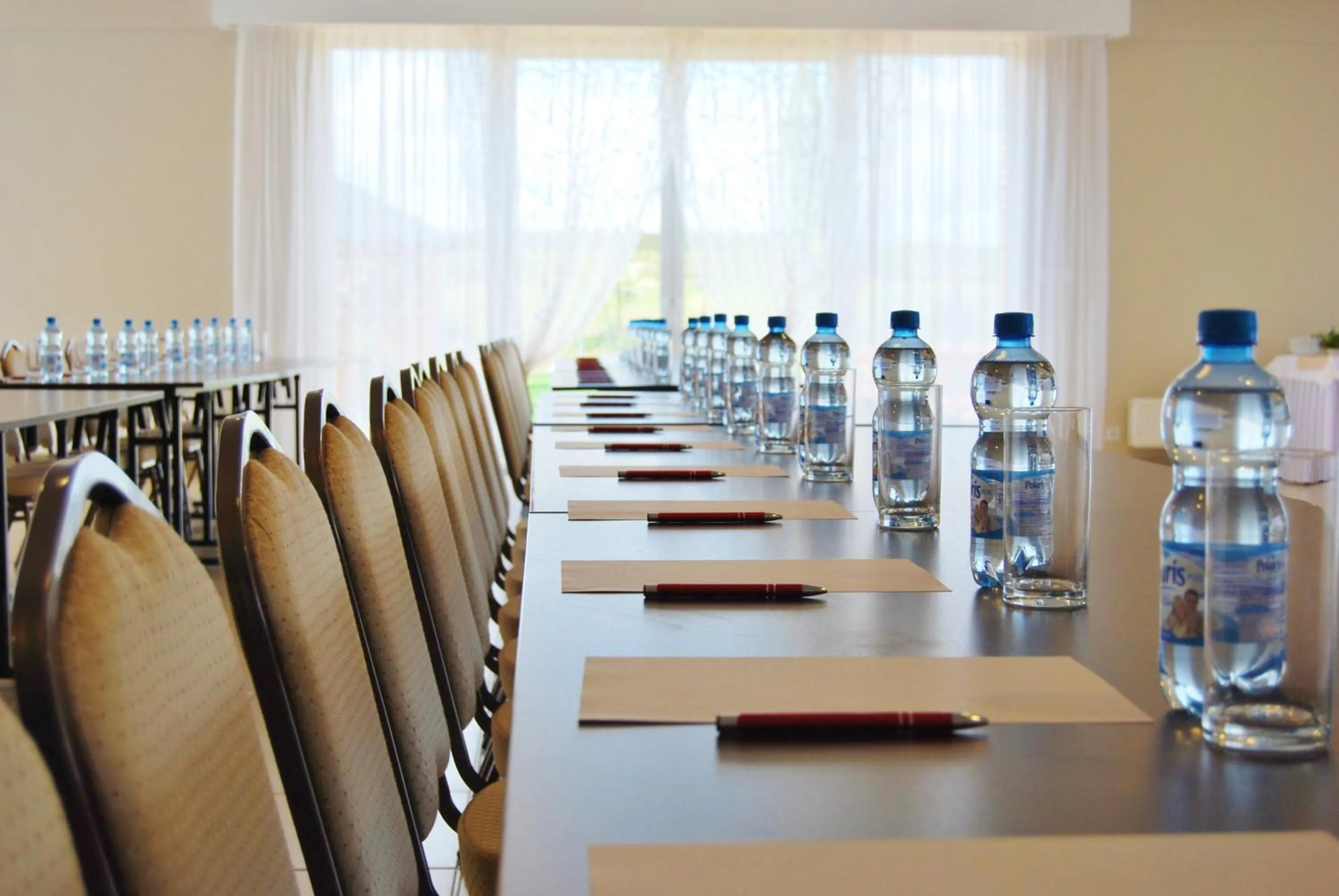 Business facilities in Złoty Staw