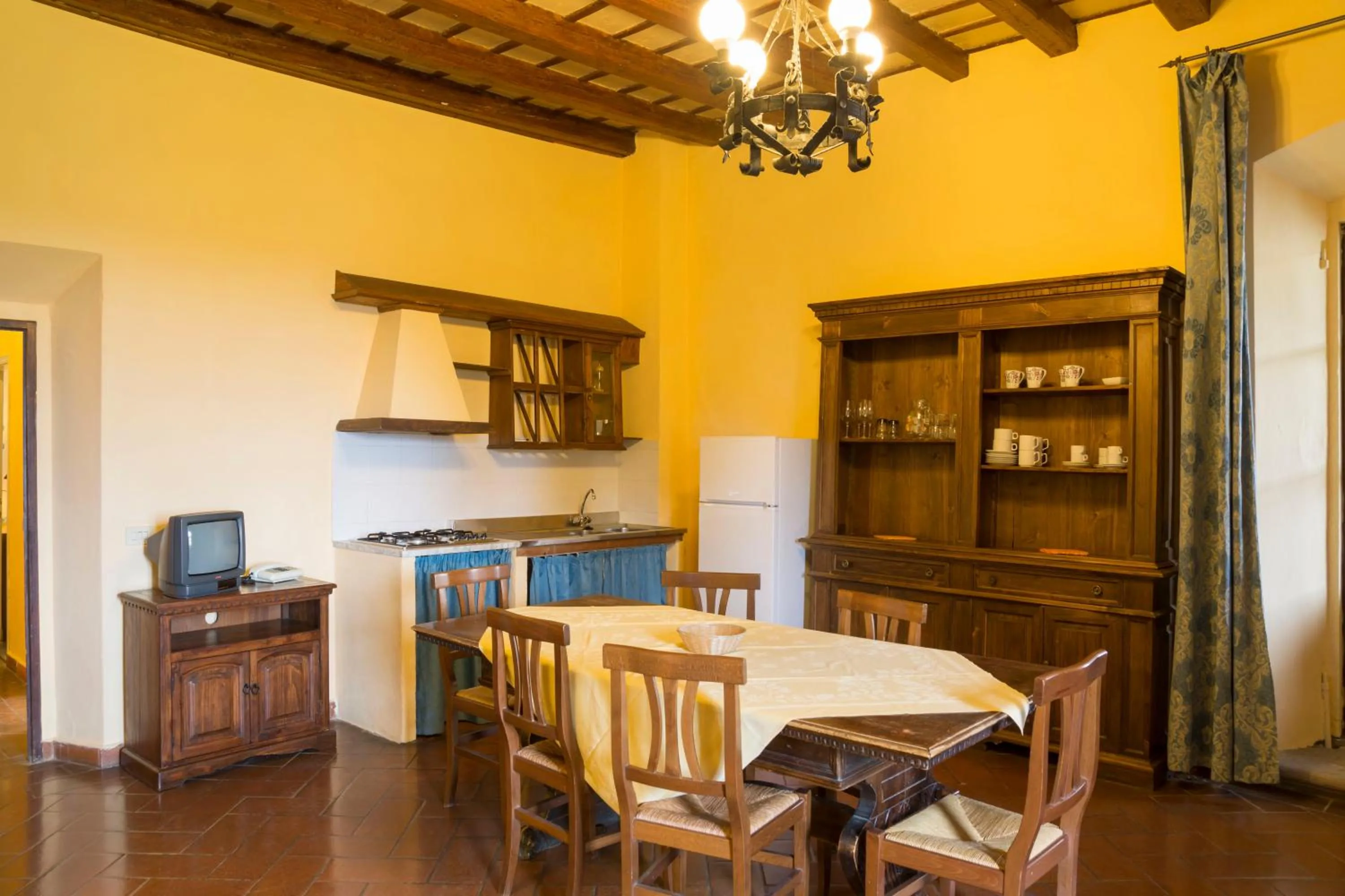 Dining area in Villa Grassina