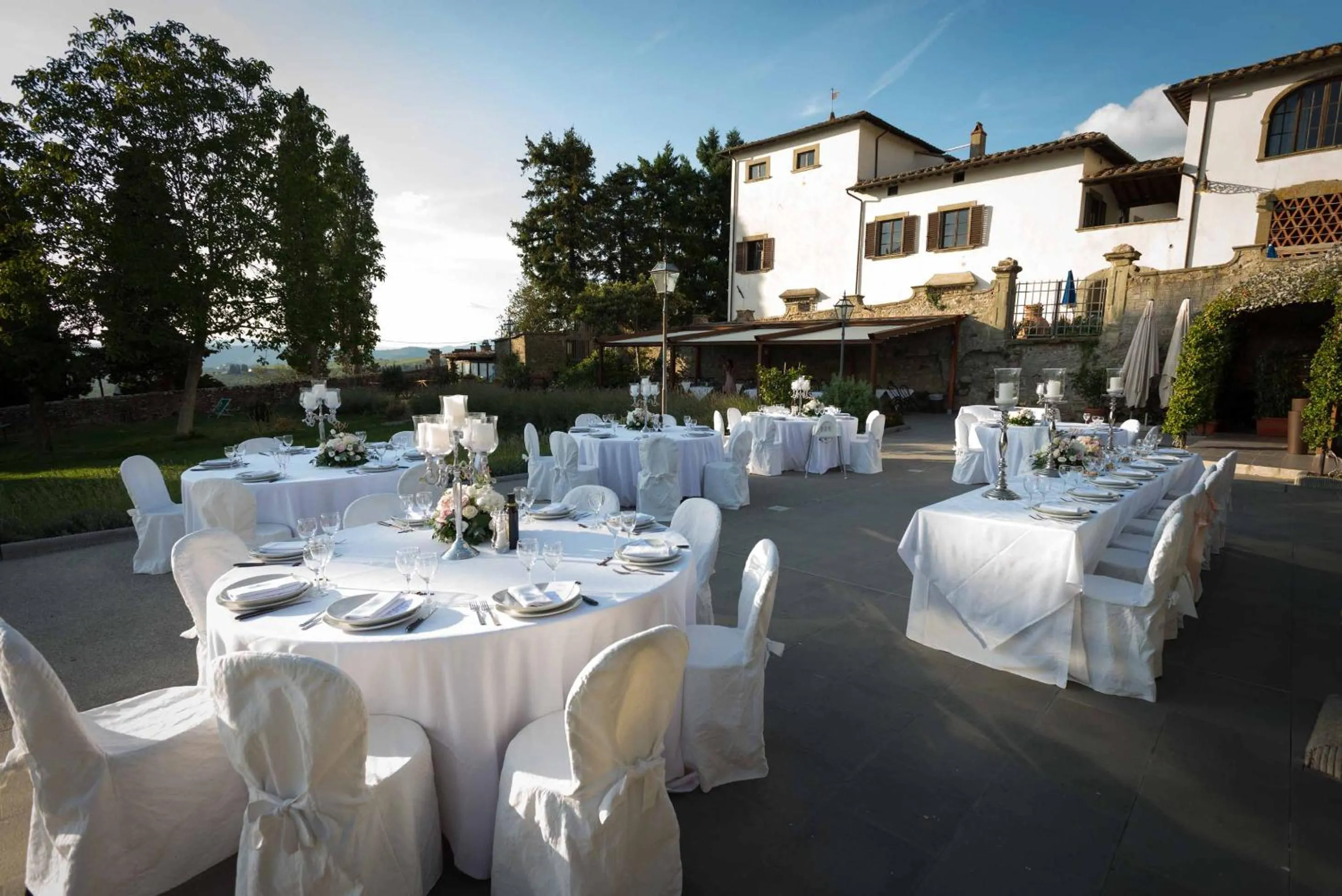 Property building in Villa Grassina