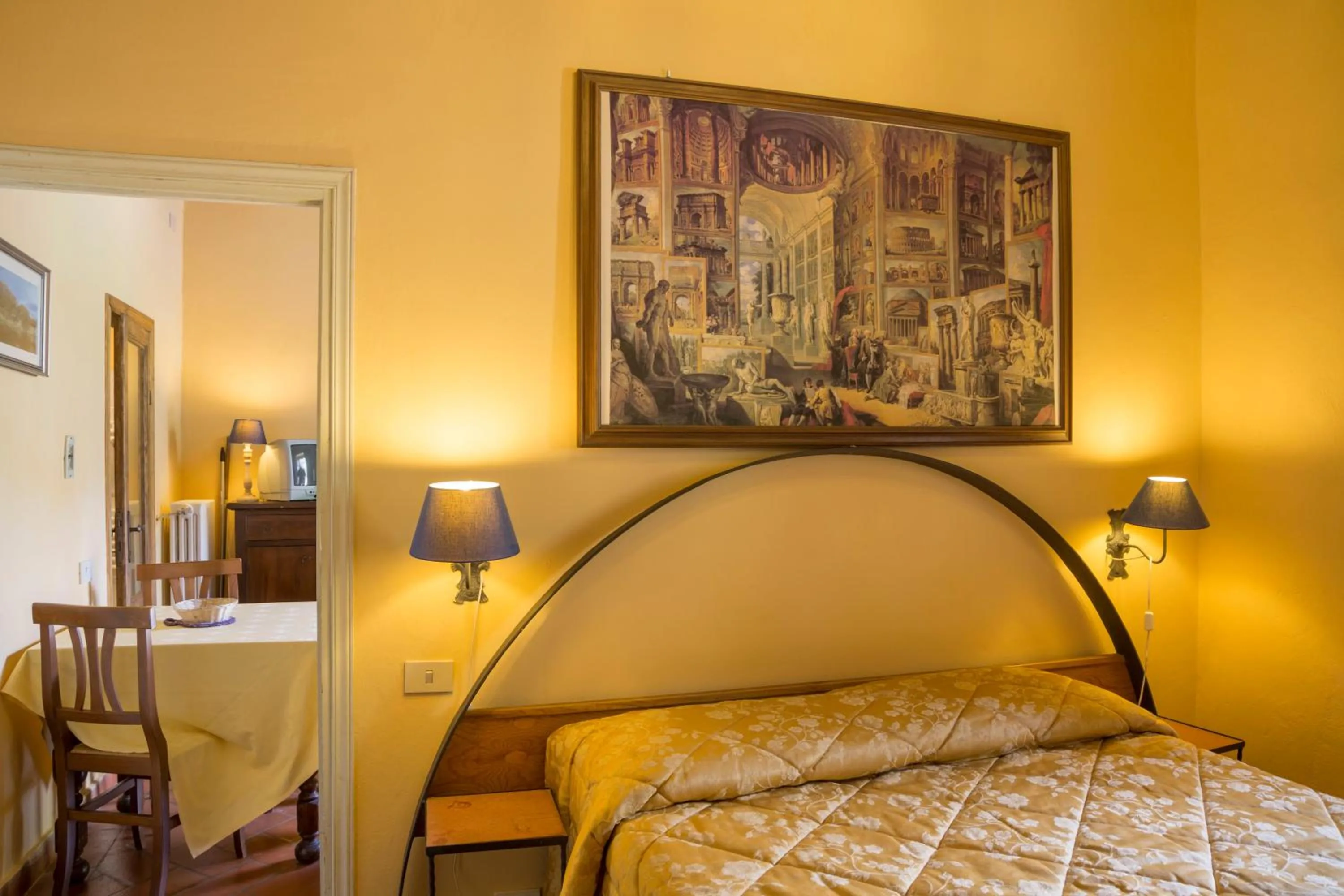Photo of the whole room, Bed in Villa Grassina