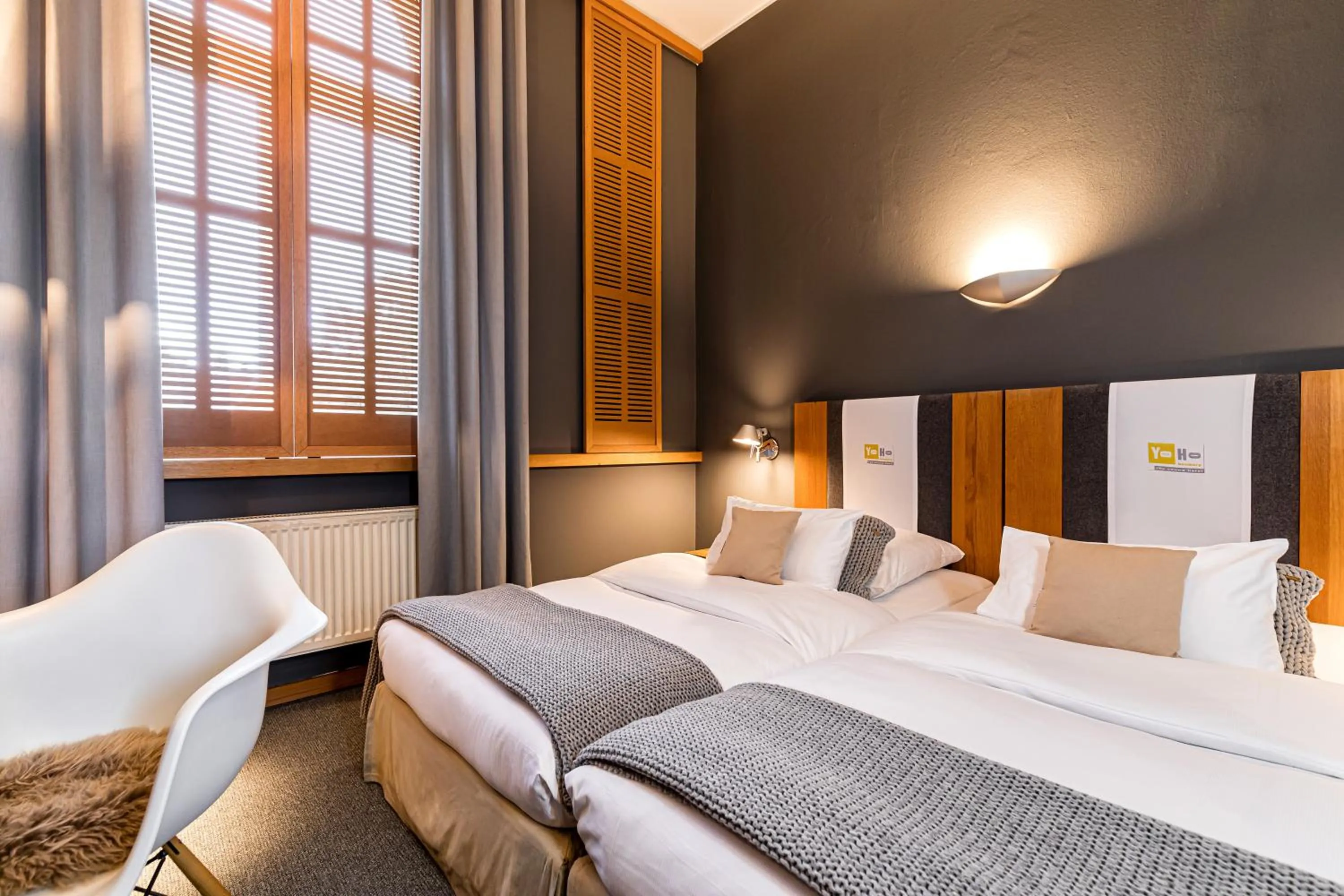 Bed in YoHo - The Young Hotel