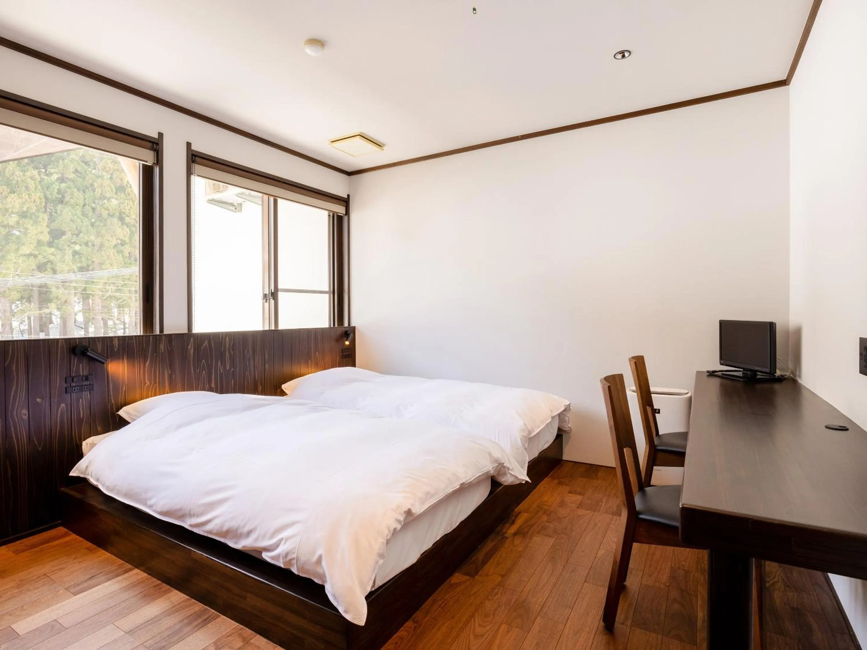 Bedroom, Bed in Auberge 醸す森 "kamosu mori"