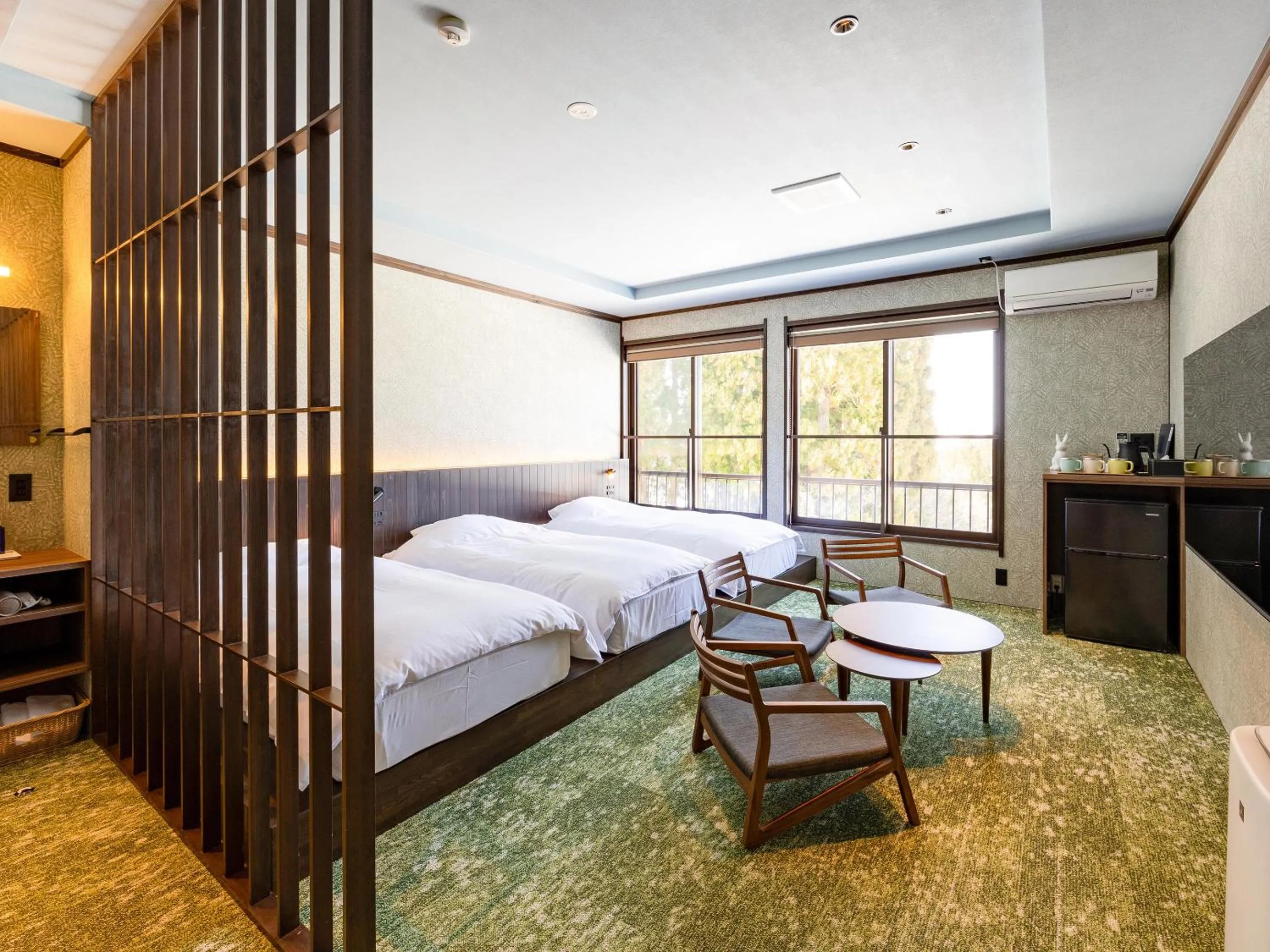 Photo of the whole room, Bed in Auberge 醸す森 "kamosu mori"