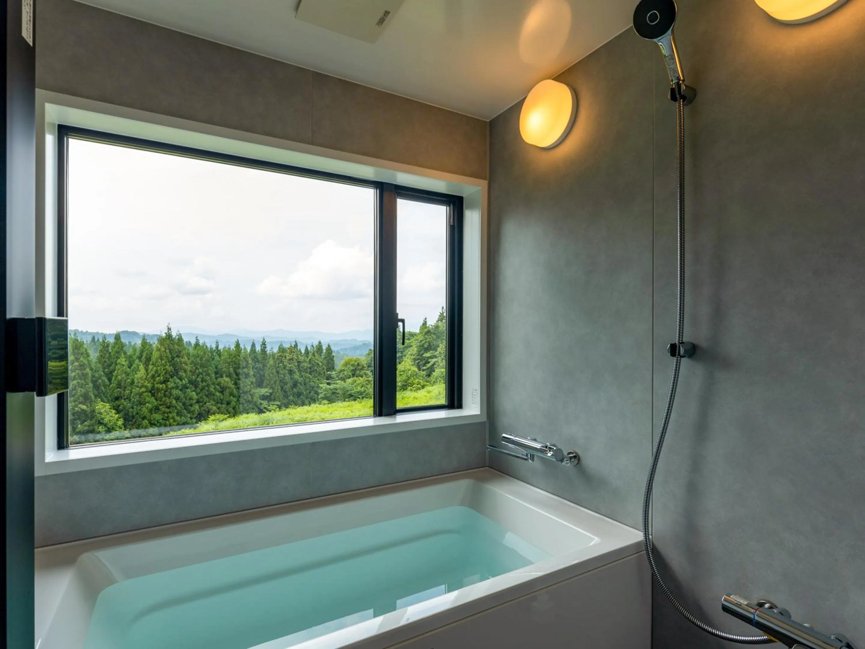 Bathroom in Auberge 醸す森 "kamosu mori"