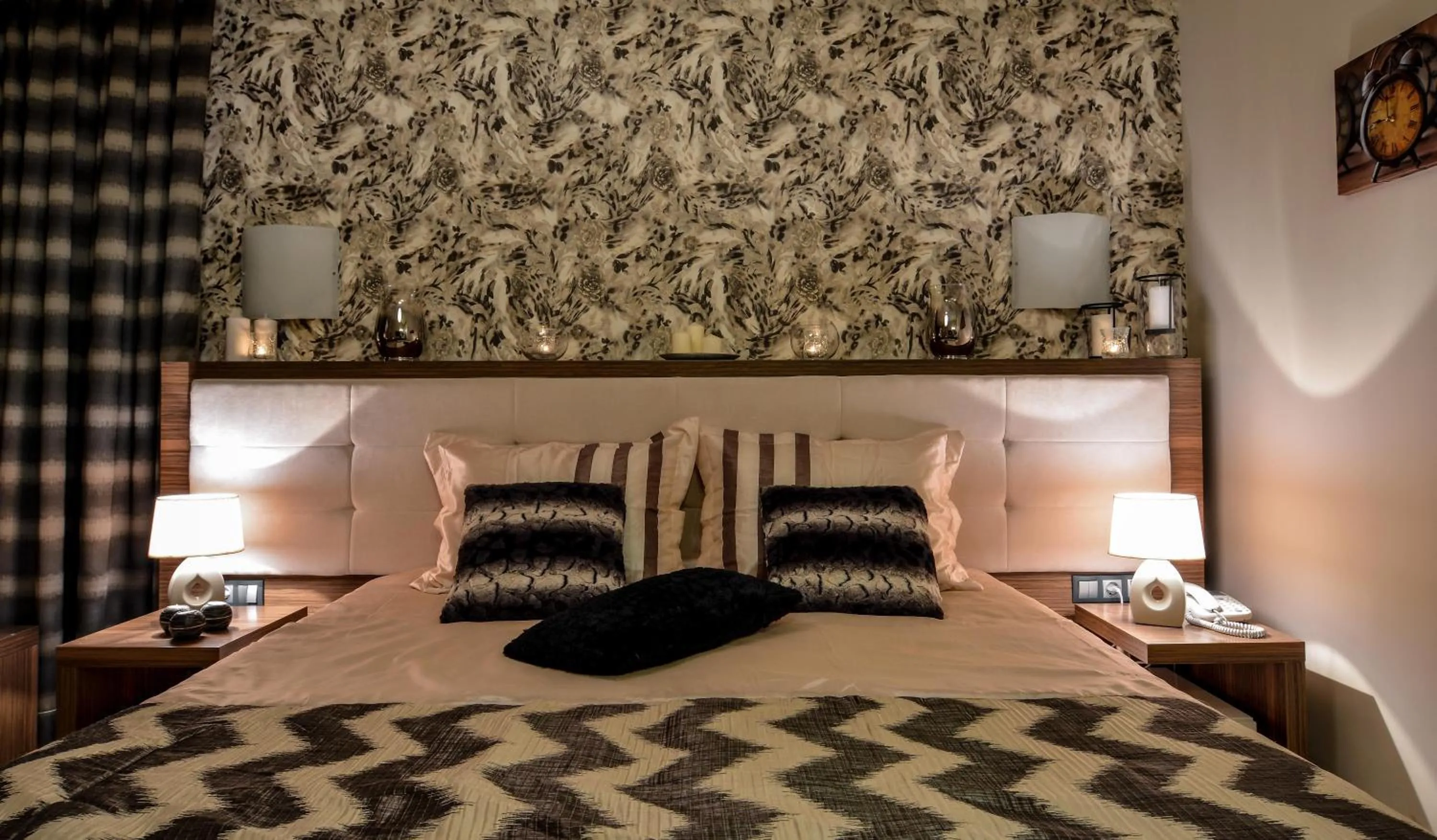 Photo of the whole room in Porto Del Sol Hotel