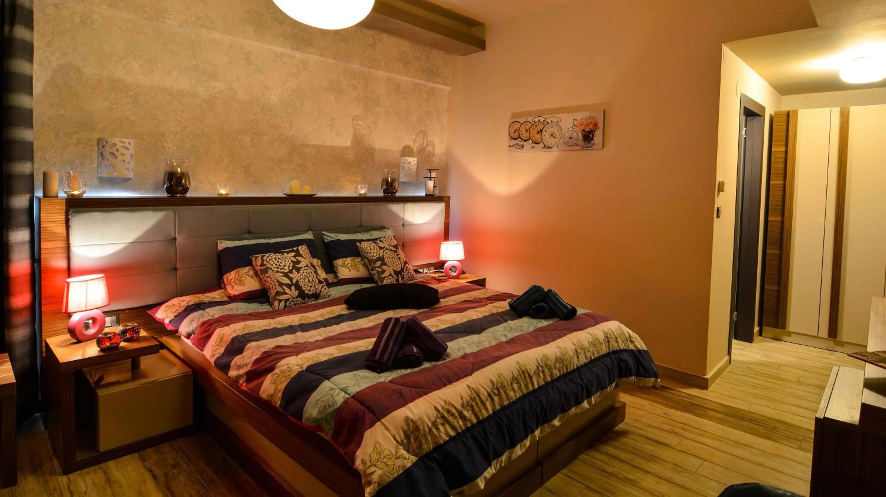 Photo of the whole room in Porto Del Sol Hotel