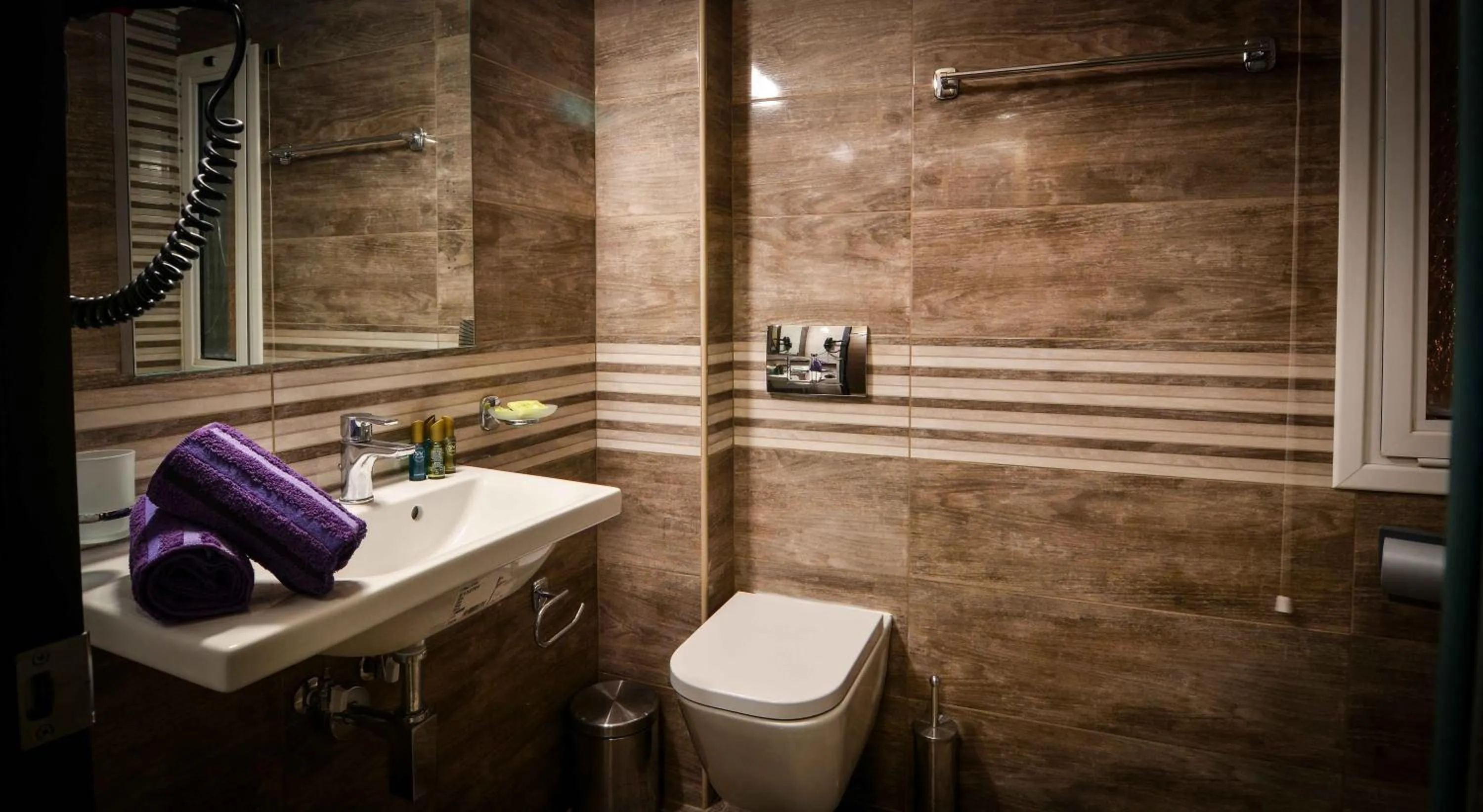 Bathroom in Porto Del Sol Hotel