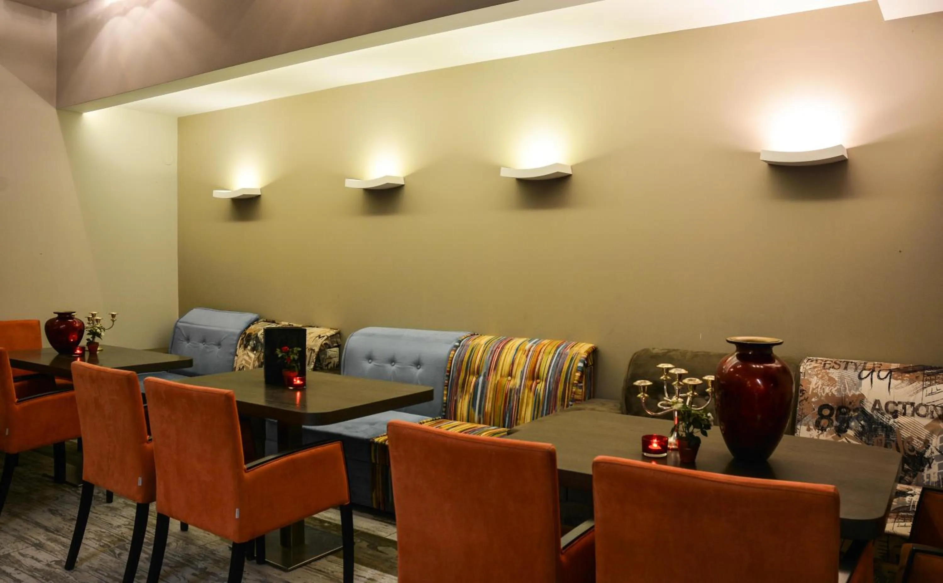 Lounge or bar in Porto Del Sol Hotel