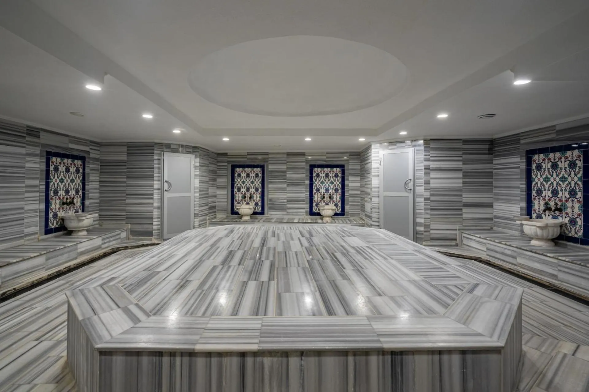 Public Bath in Ugurlu Termal Tatil Köyü