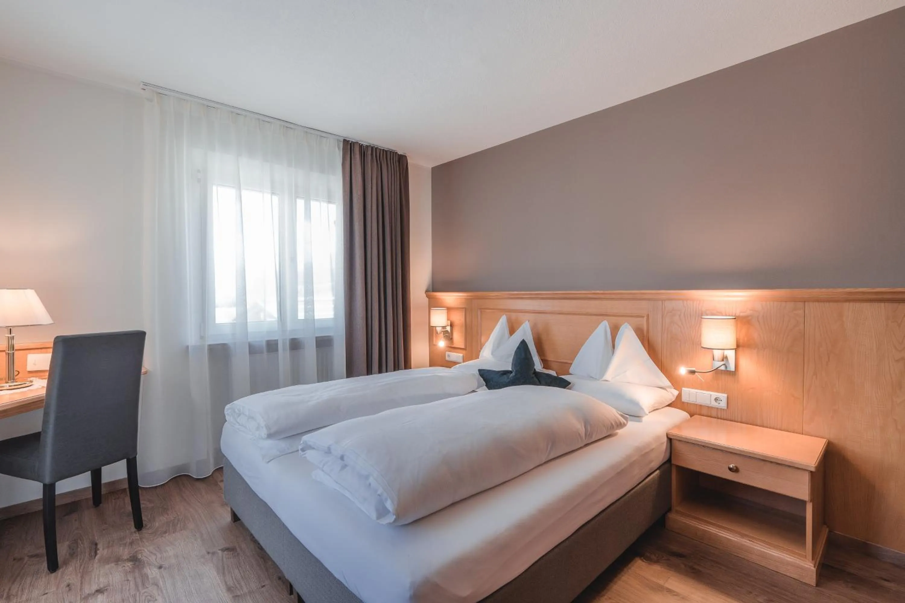 Photo of the whole room, Bed in Hotel Reischach