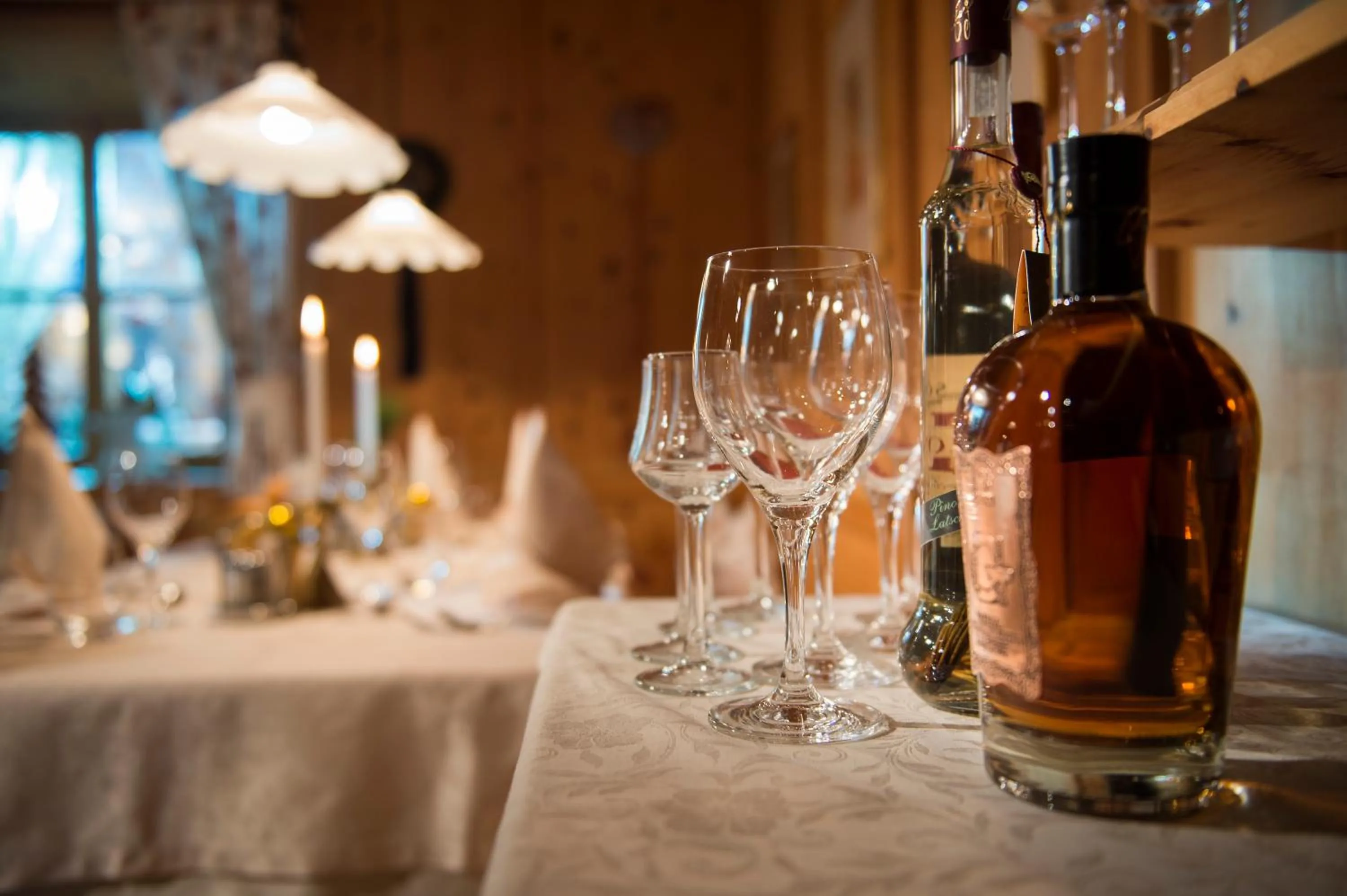 Restaurant/places to eat in Hotel Reischach