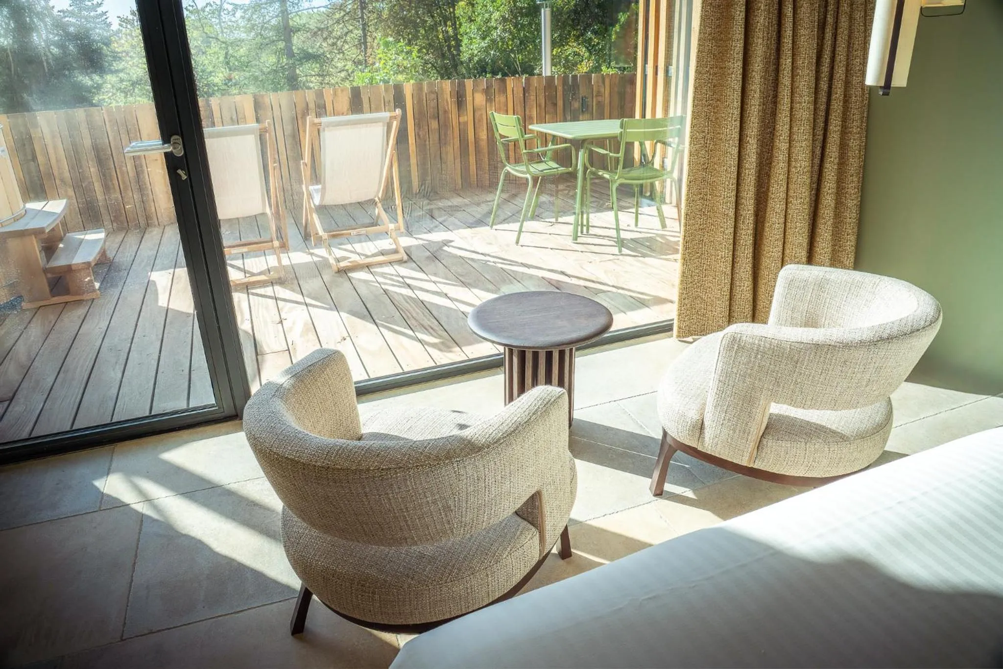 Day in Château de Perreux, The Originals Collection