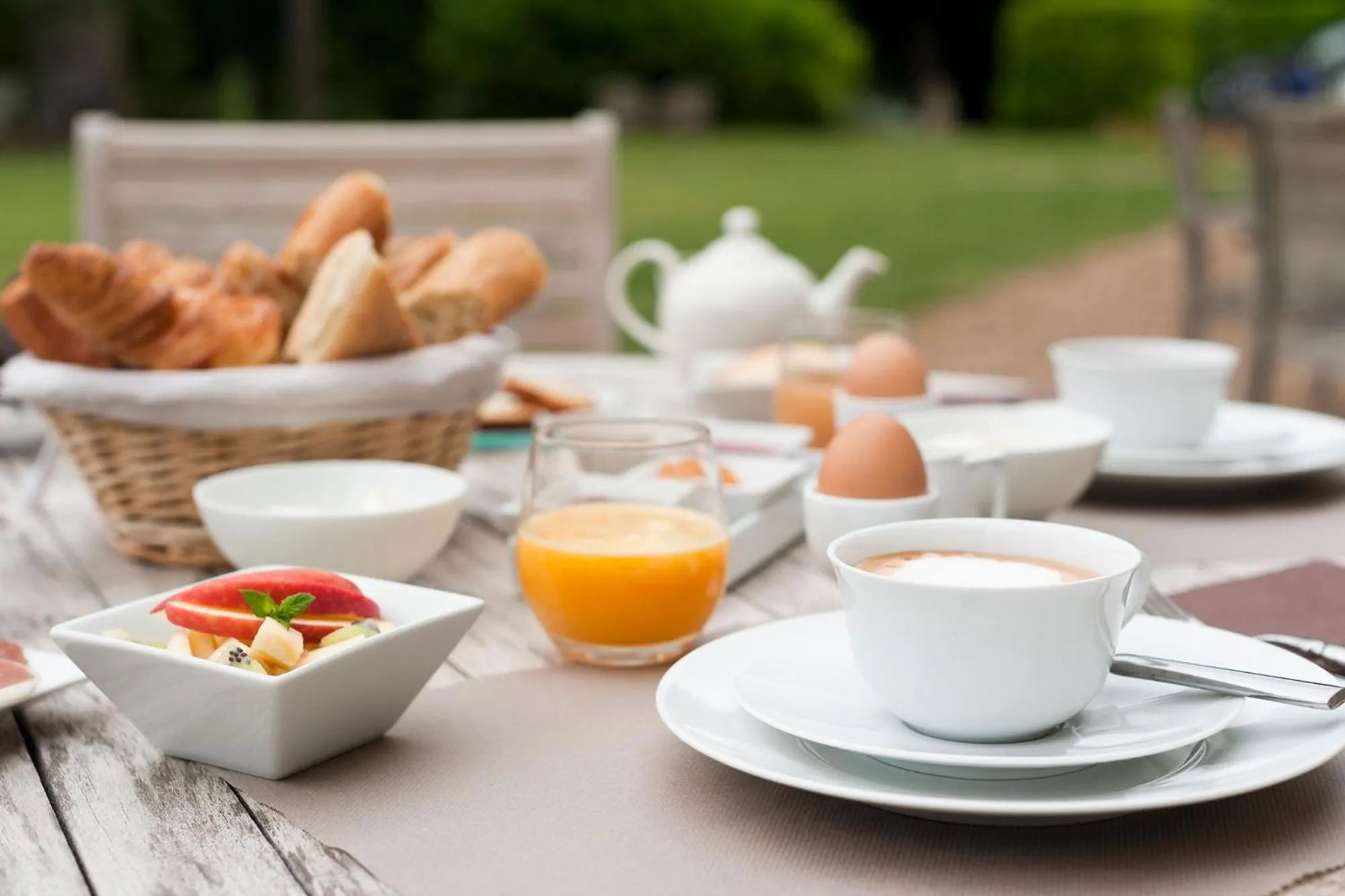 Continental breakfast in Château de Perreux, The Originals Collection