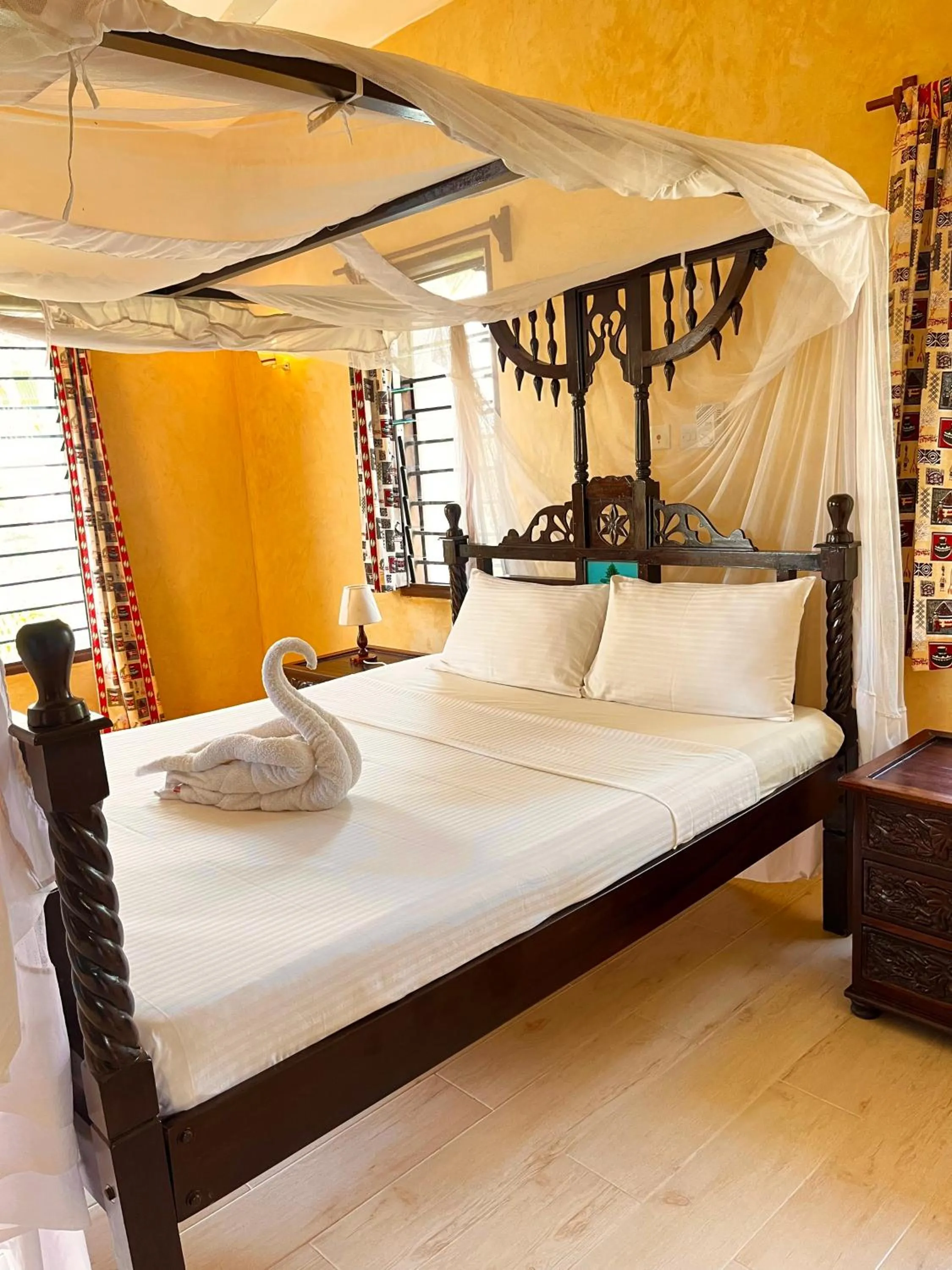 Bedroom, Bed in Flametree Beach Homes