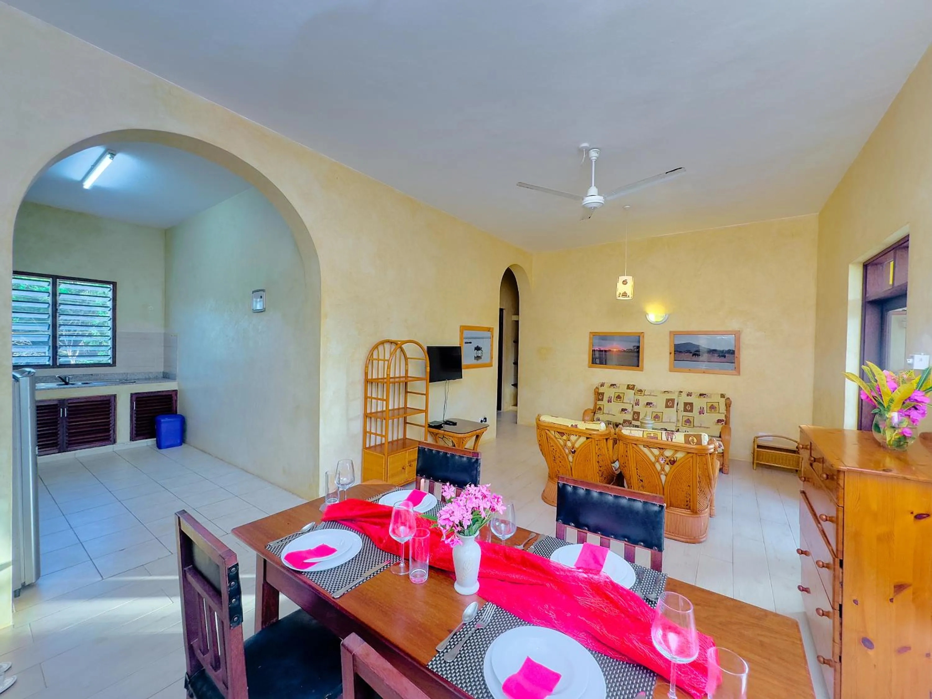 Living room in Flametree Beach Homes