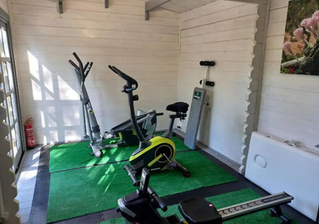 Fitness centre/facilities in B&B Masía Aitona