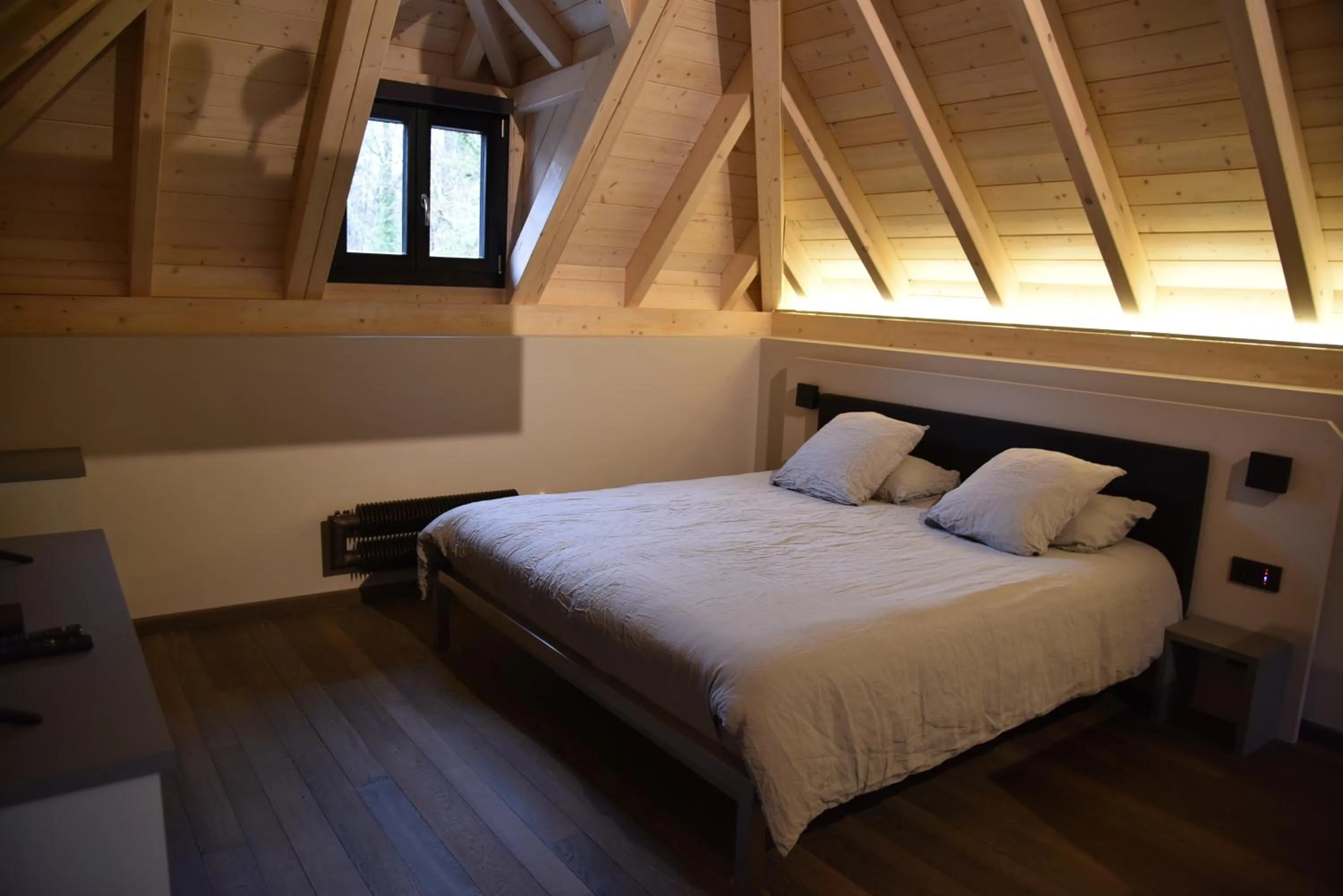 Bed in Airfield Living - Airport