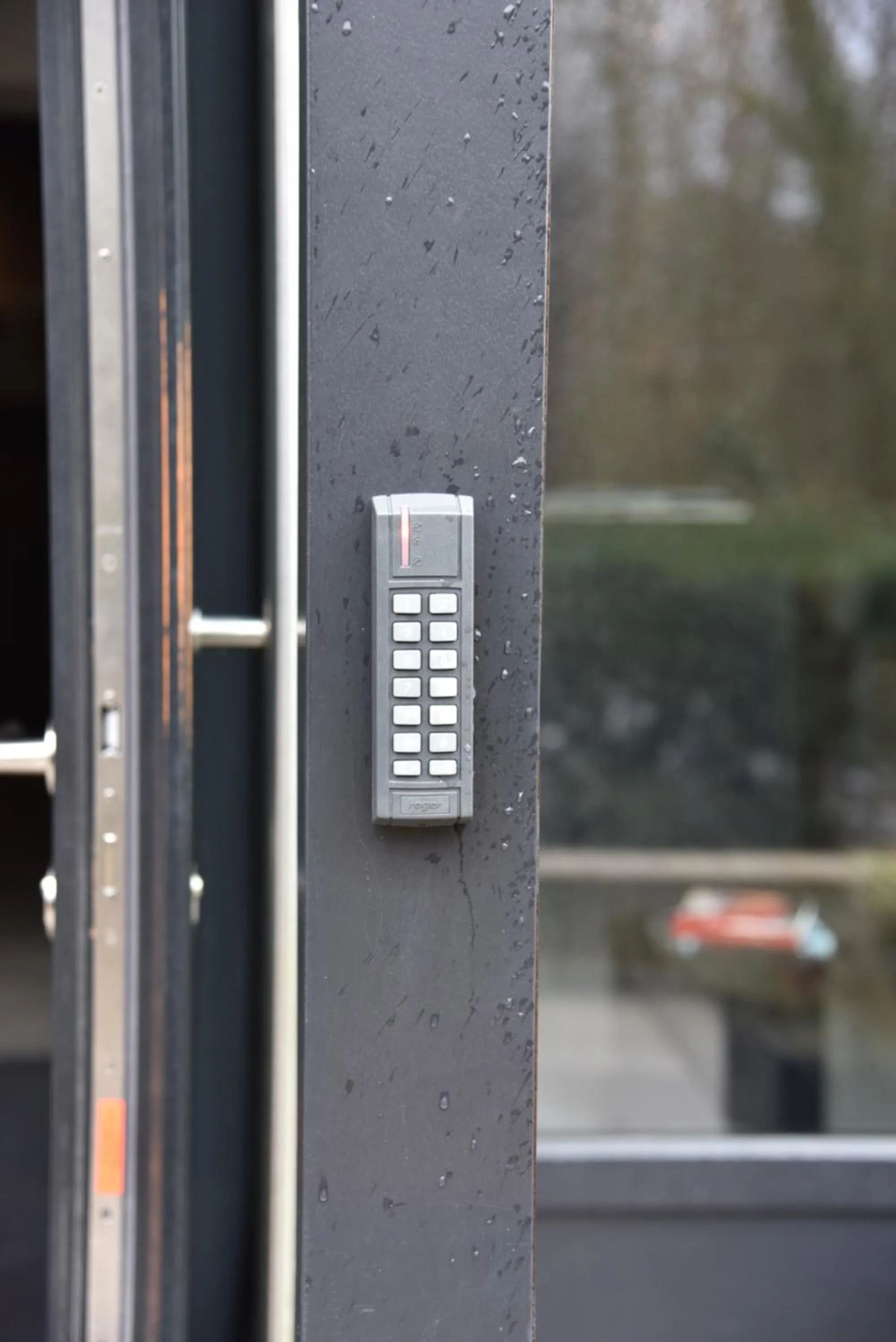 acessibility in Airfield Living - Airport