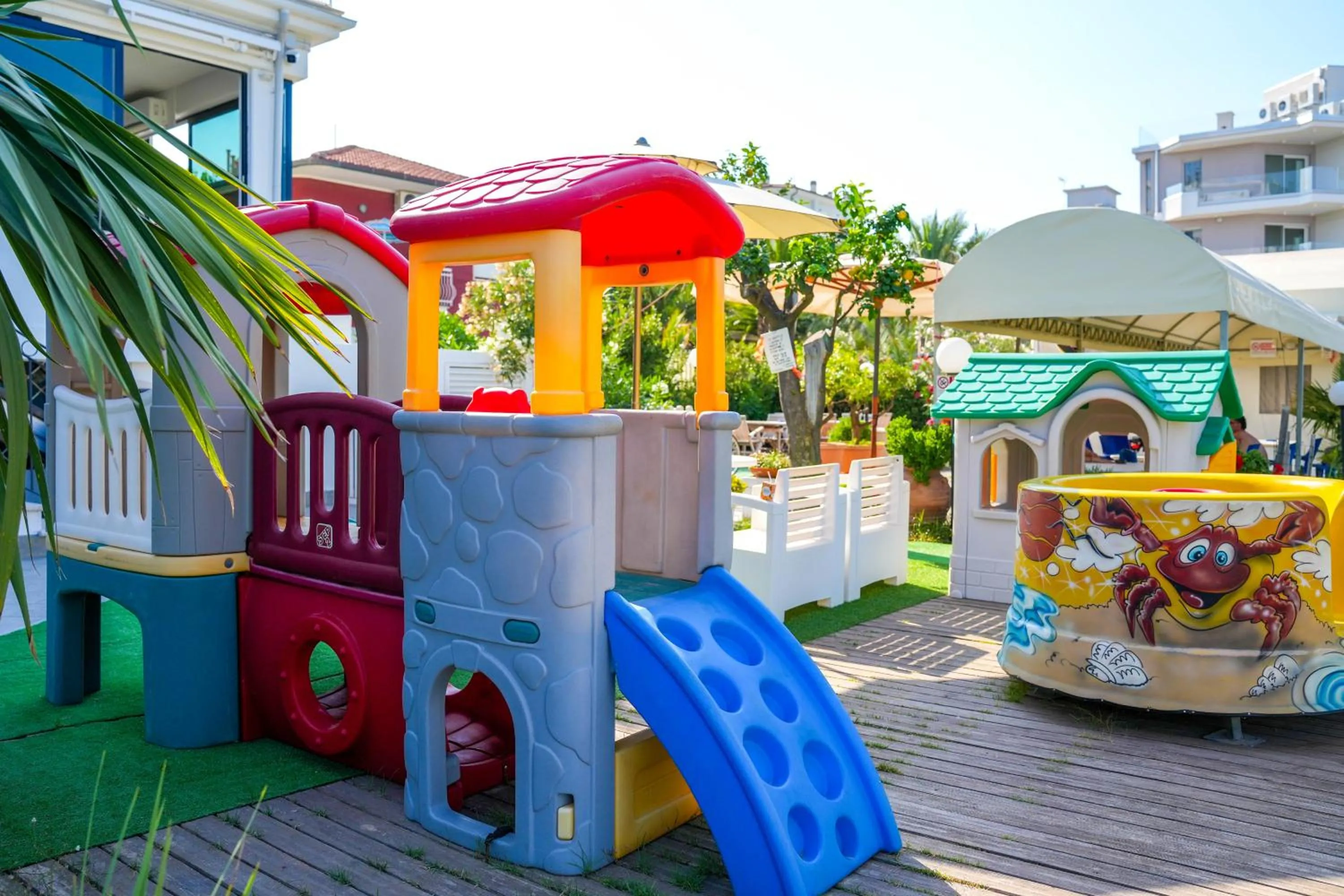 Children play ground in Residence Sunrise