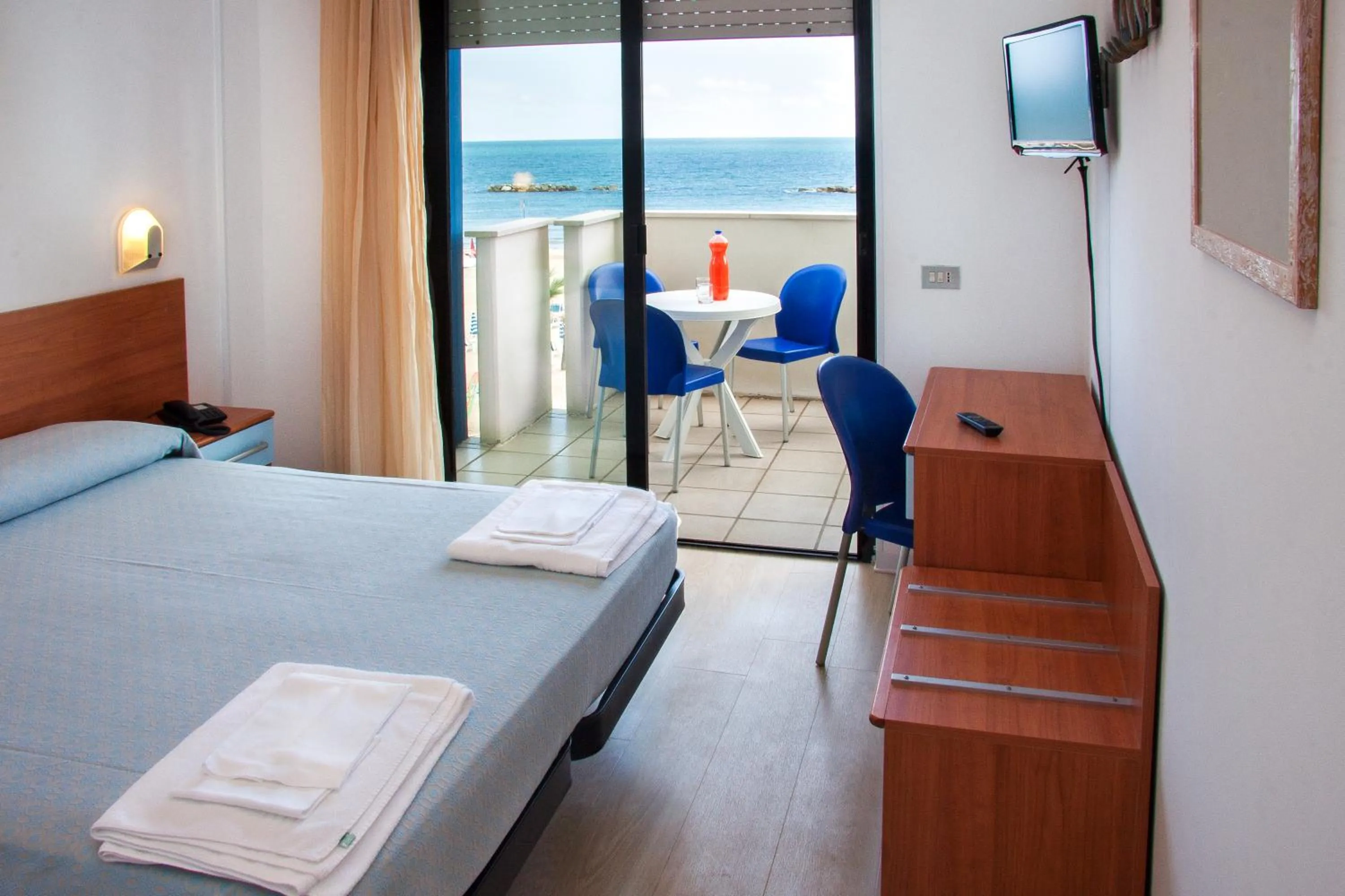 Bed in Residence Sunrise