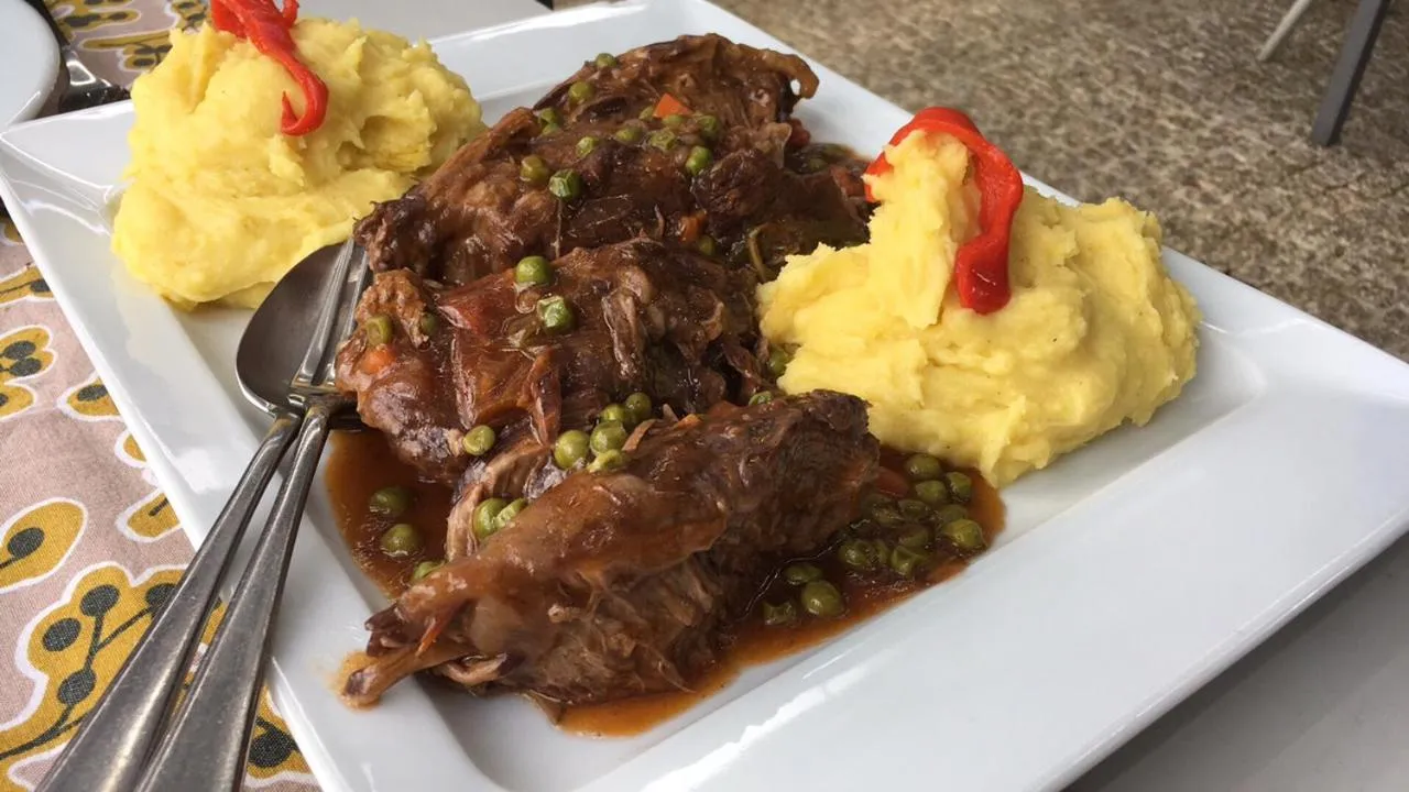 Restaurant/places to eat in Quinta das Mineirinhas