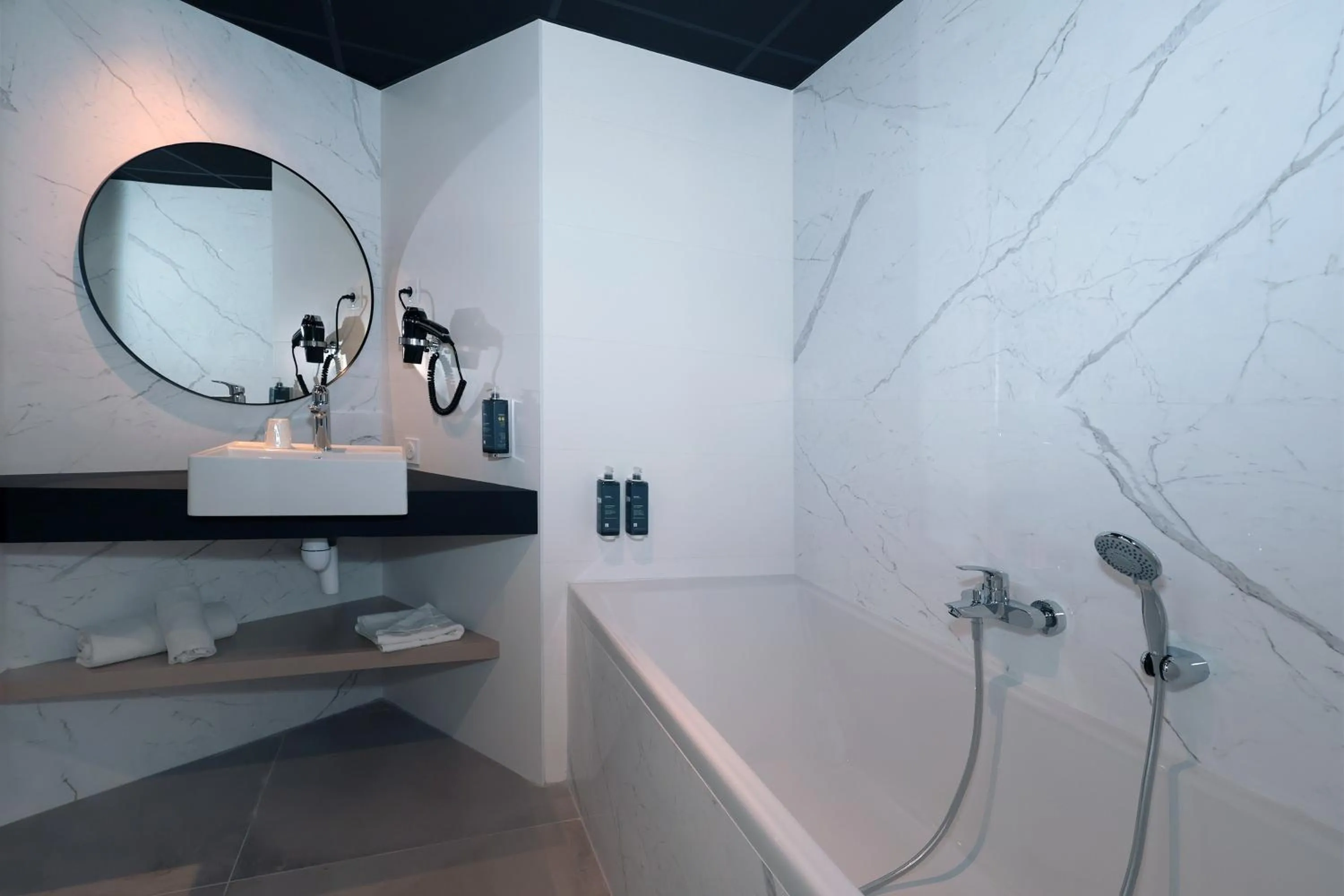 Bathroom in Le Néliö