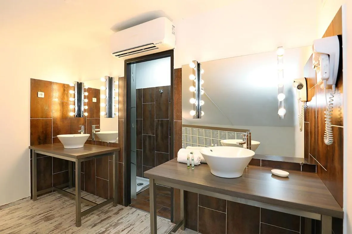 Bathroom in Le Néliö