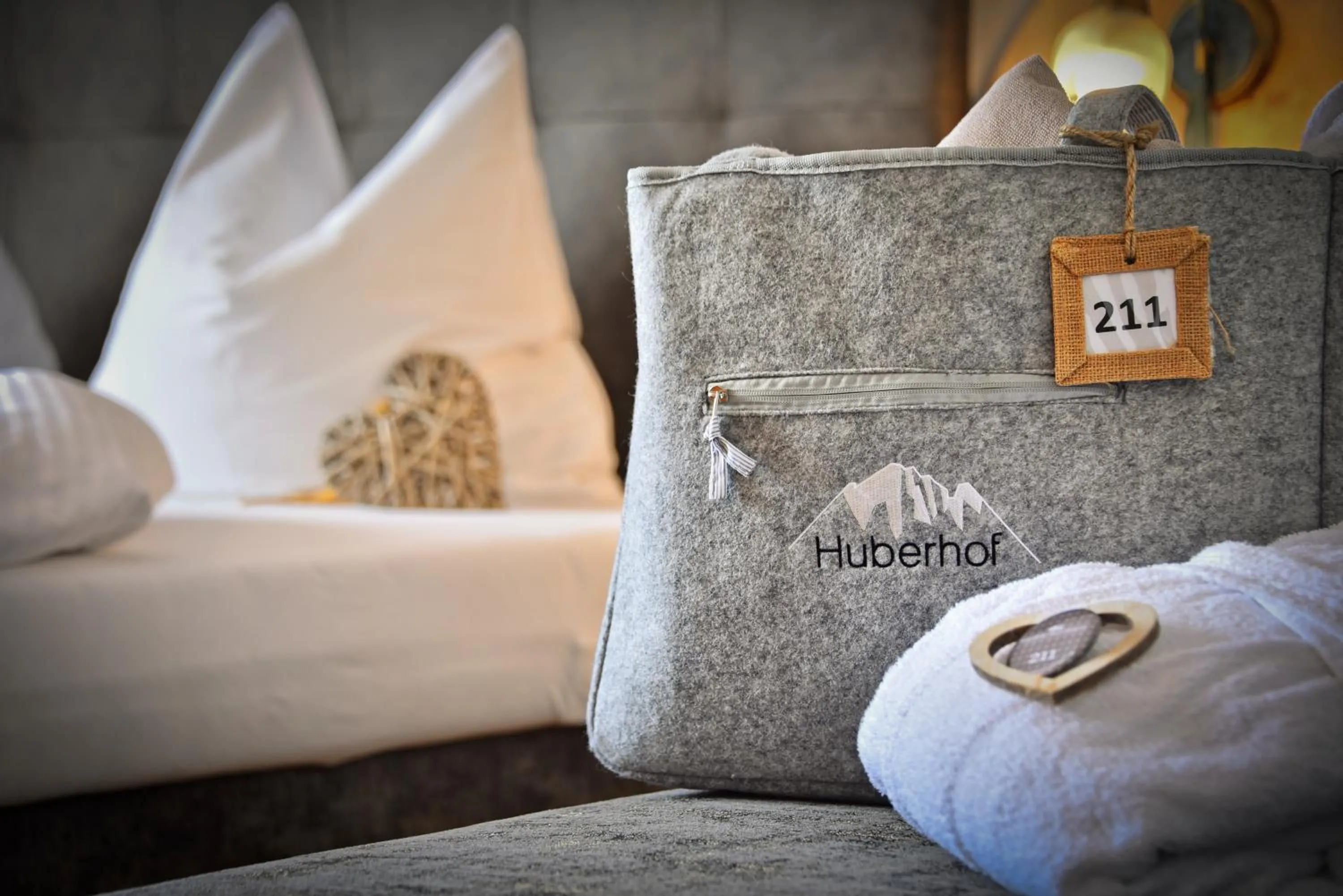 Staff, Bed in Panoramahotel Huberhof