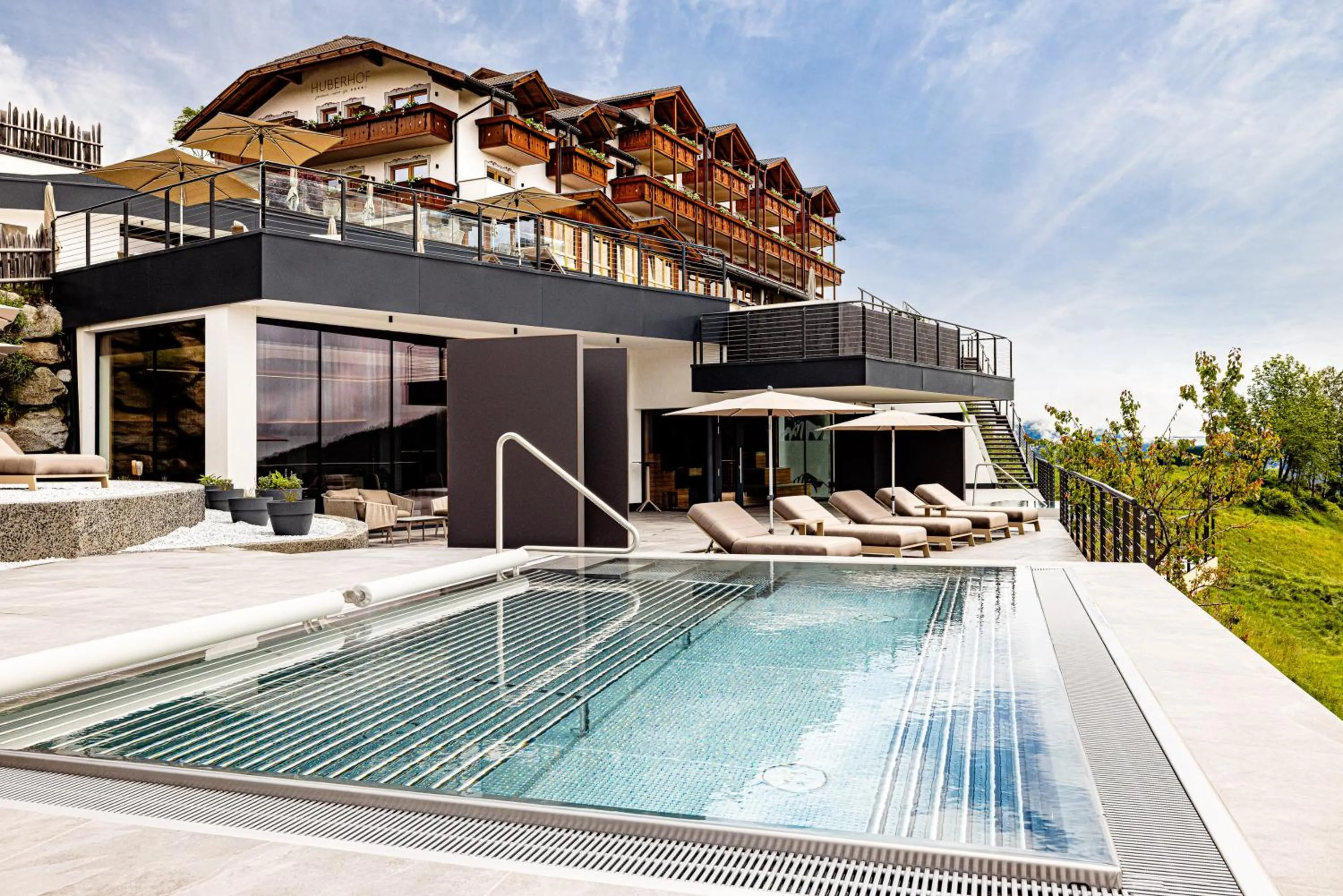 Property building in Panoramahotel Huberhof